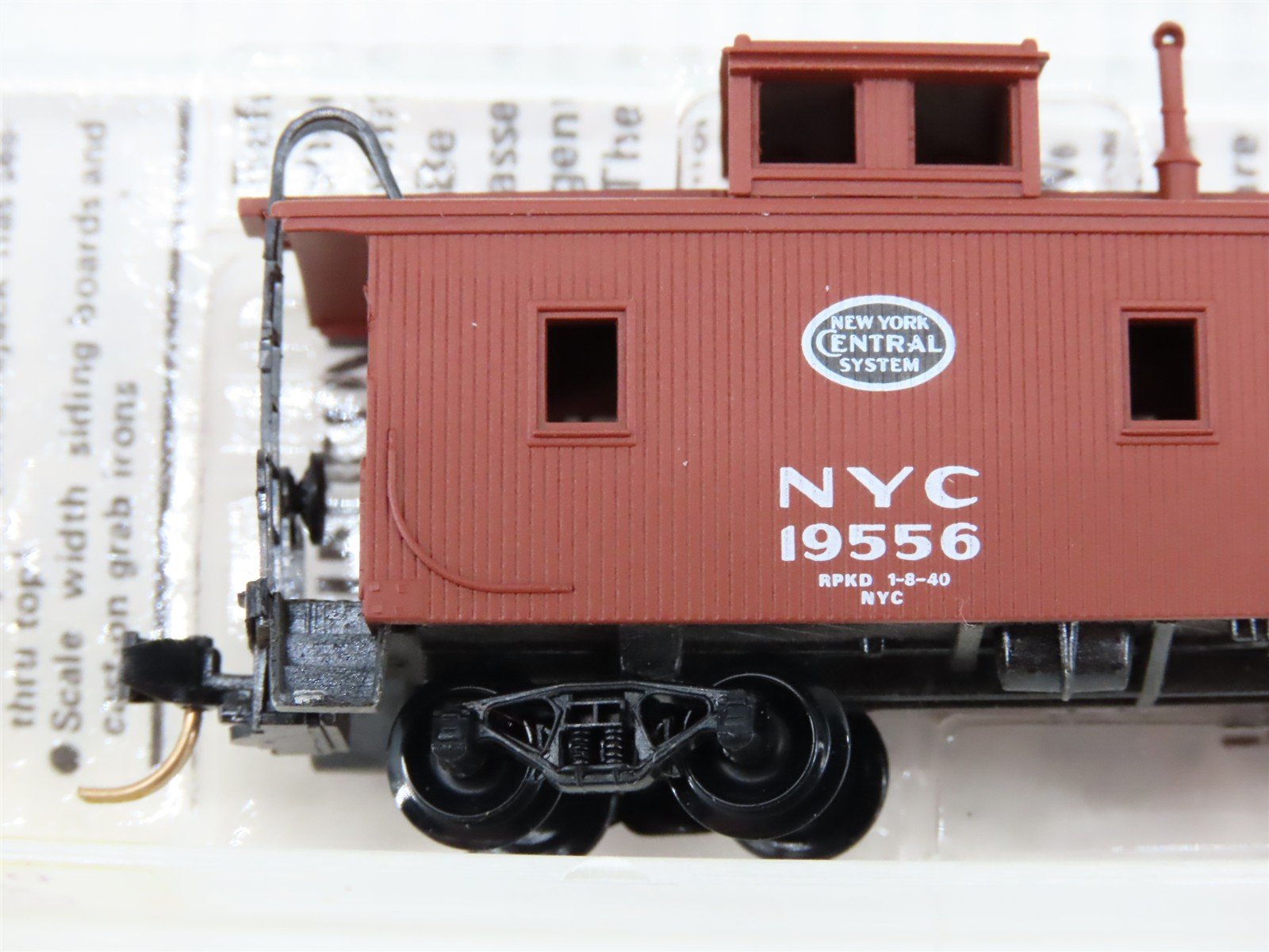 N Scale Micro-Trains 51080 NYC New York Central 34' Wood-Sheathed Caboose RTR
