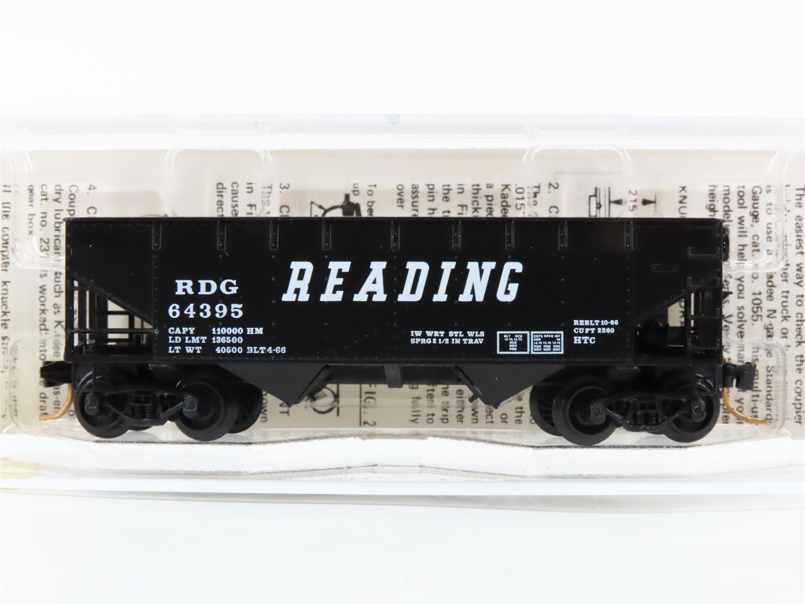 N Scale Micro-Trains 55220 RDG Reading 33' 2-Bay Hopper 64395 RTR
