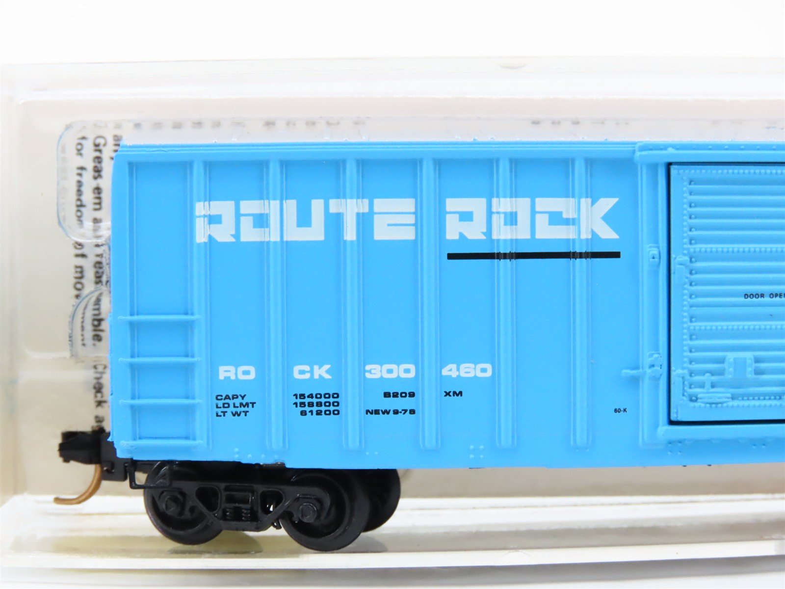 N Scale Micro-Trains 25170 Rock Island 50' Single Door Rib Side Box Car RTR