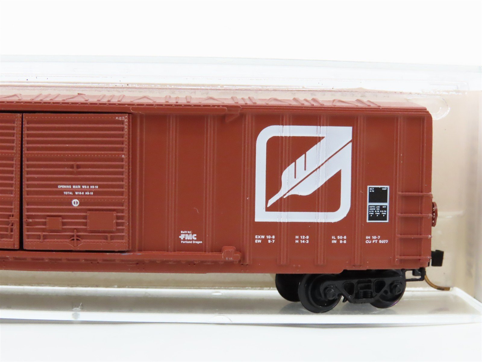 N Scale Micro-Trains 30080 WP Western Pacific 50' Box Car 38149 RTR