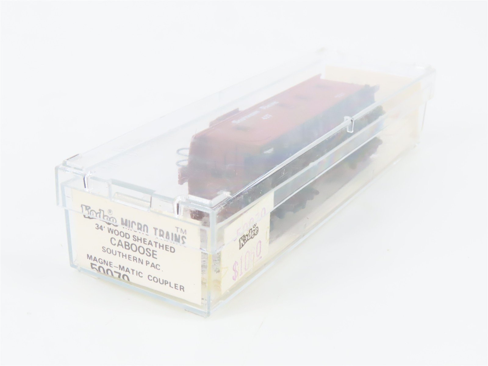 N Scale Micro-Trains 50070 SP Southern Pacific 34' Wood-Sheathed Caboose 417 RTR