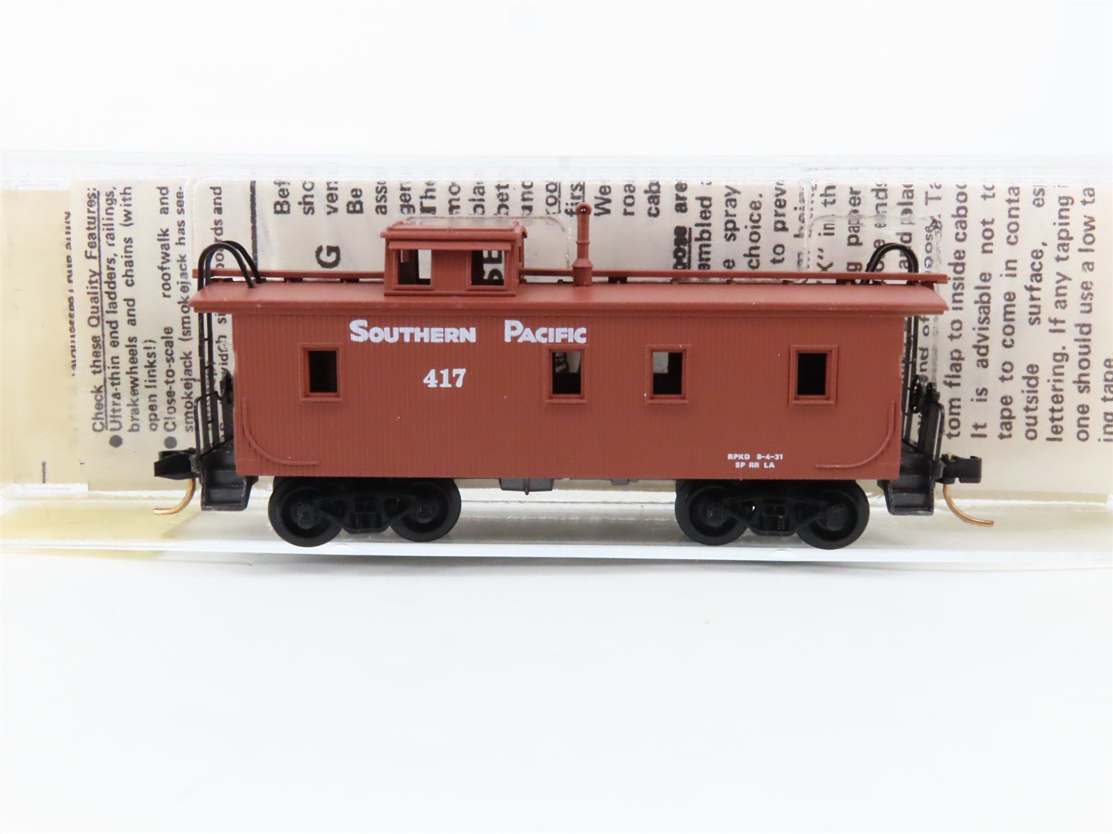 N Scale Micro-Trains 50070 SP Southern Pacific 34' Wood-Sheathed Caboose 417 RTR