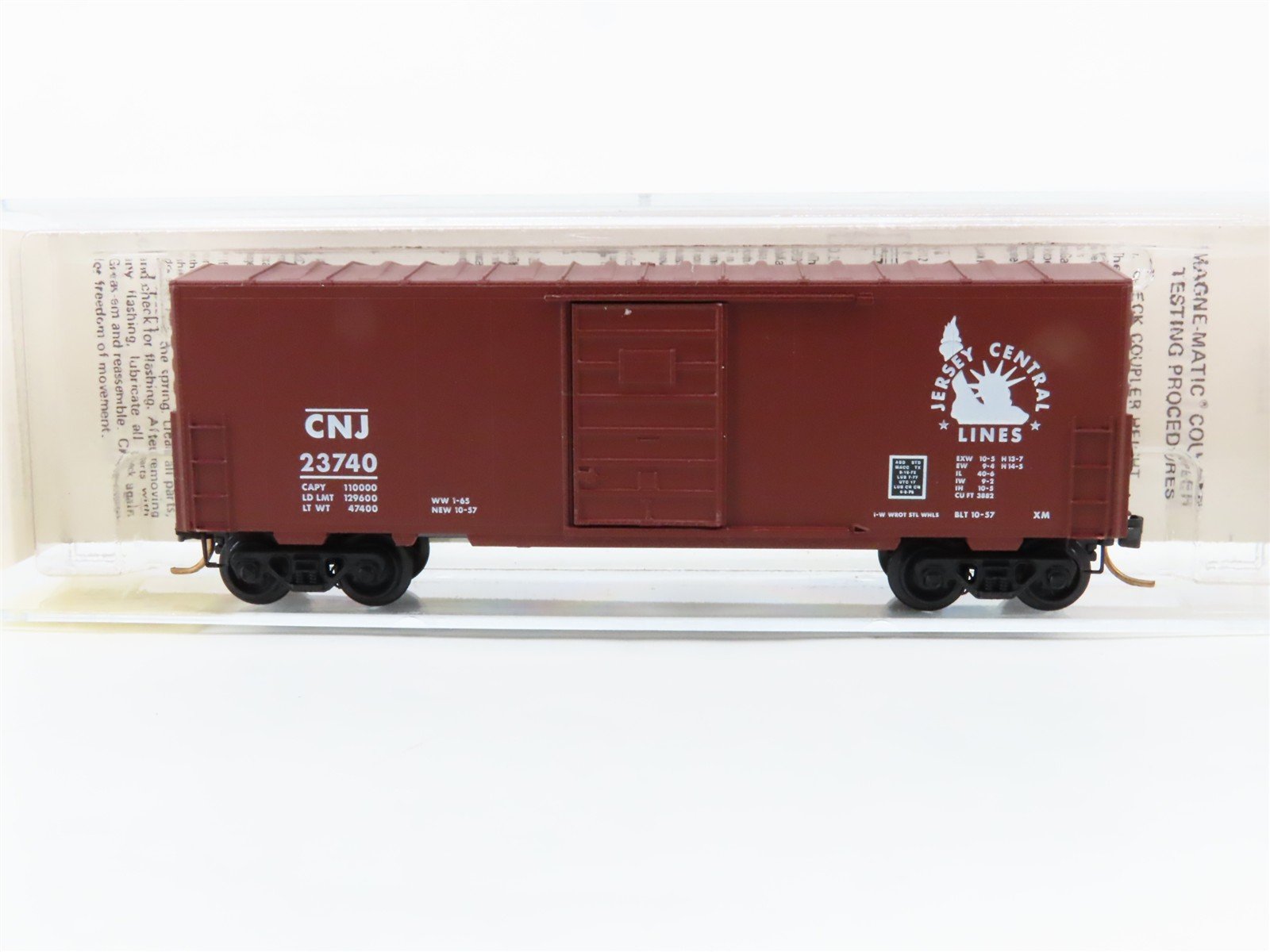 N Scale Micro-Trains 24150 CNJ Jersey Central Lines 40' Box Car 23740 RTR