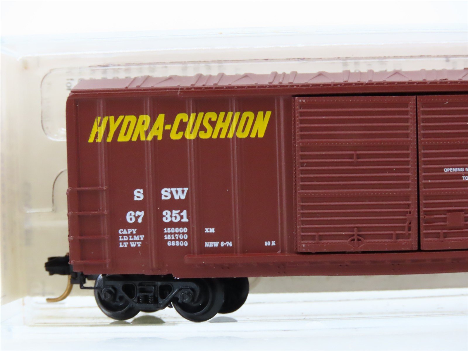 N Scale Micro-Trains 30060 SSW Cotton Belt 50' Box Car 67351 RTR