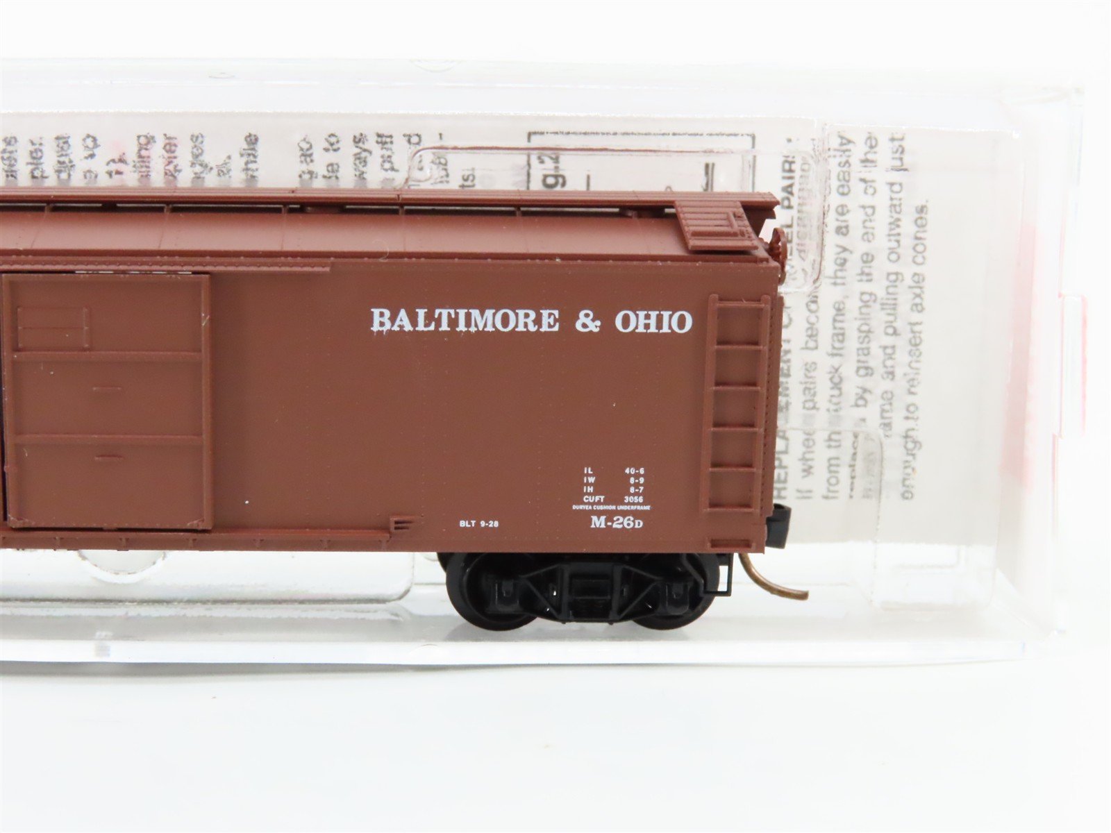 N Scale Micro-Trains 120210 B&O Baltimore & Ohio 40' Box Car 272500 RTR