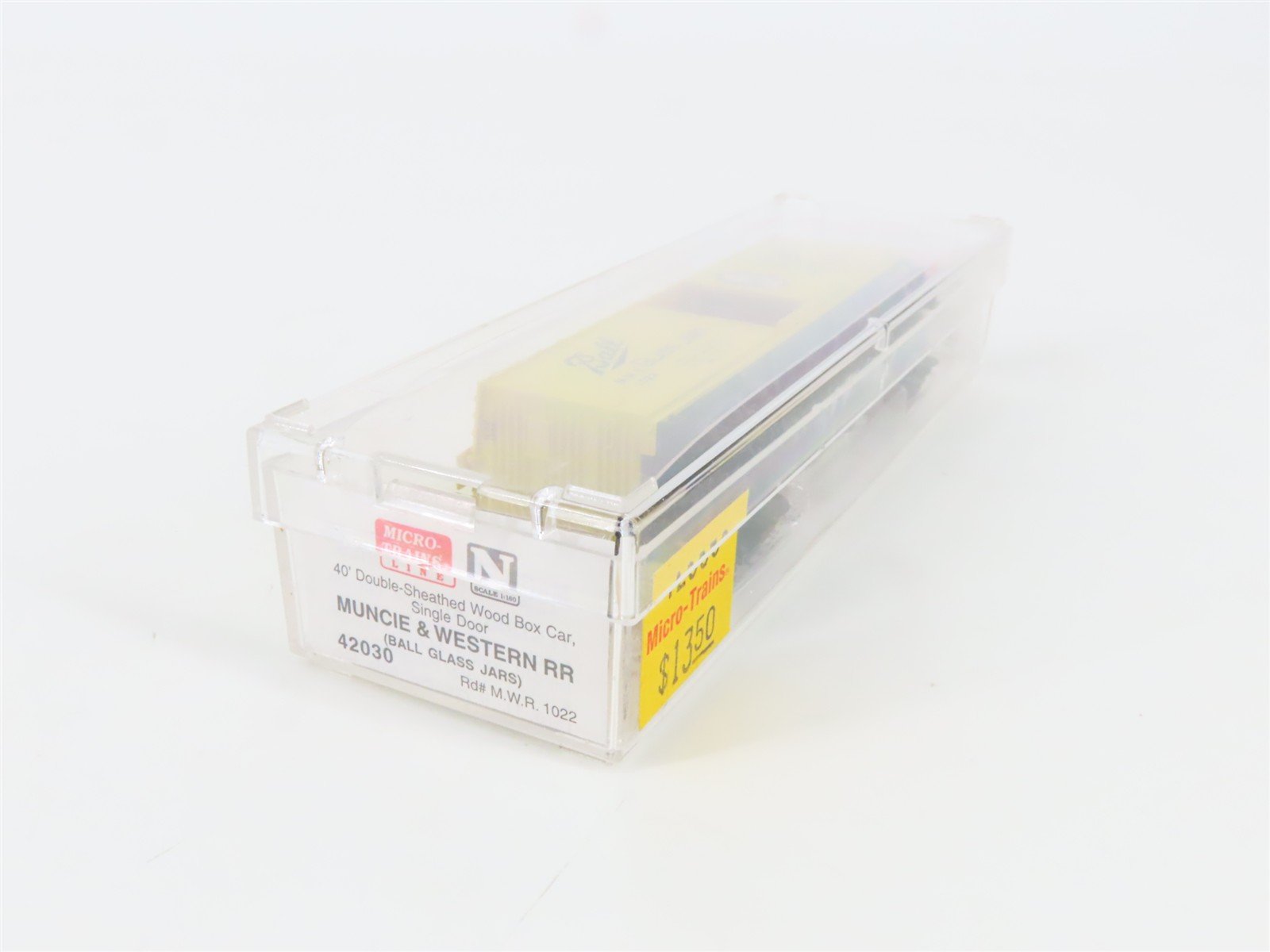 N Scale Micro-Trains 42030 MWR Muncie & Western 40' Box Car 1022 RTR