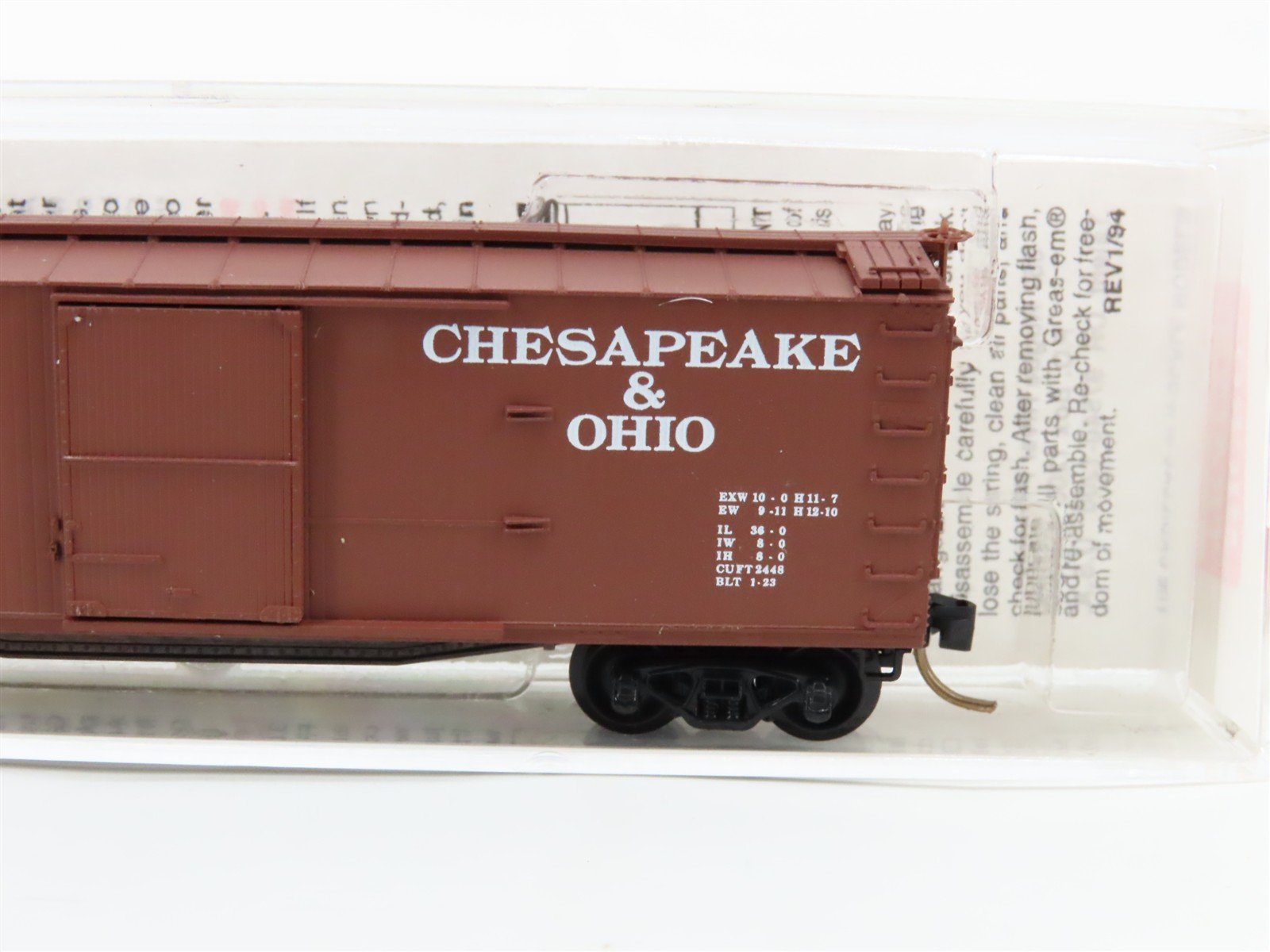 N Scale Micro-Trains 39170 C&O Chesapeake & Ohio 40' Box Car 84827 RTR