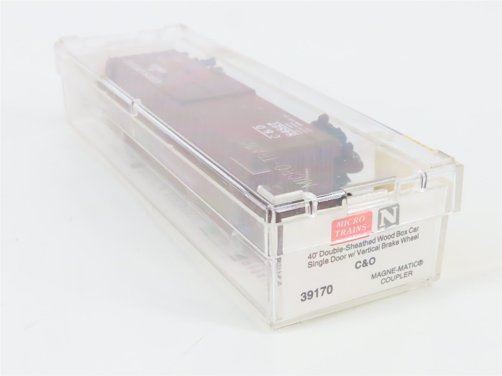 N Scale Micro-Trains 39170 C&O Chesapeake & Ohio 40' Box Car 84827 RTR