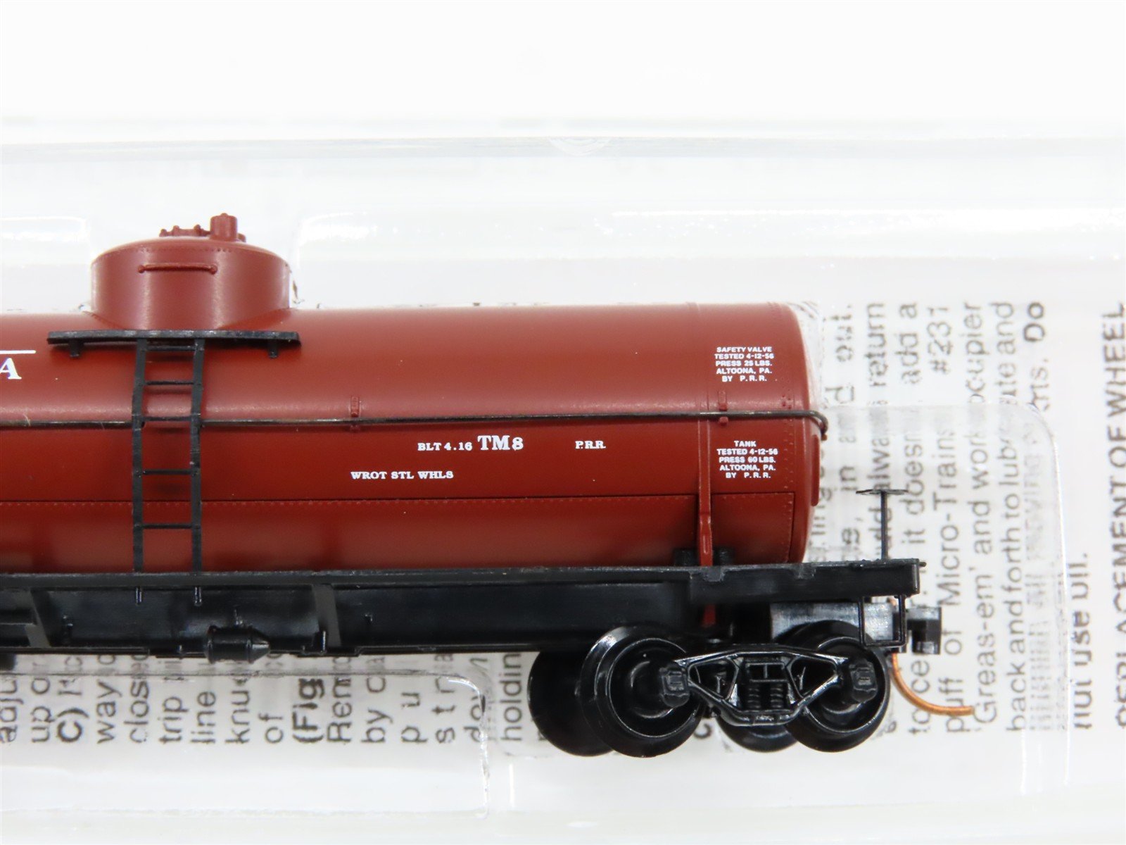 N Scale Micro-Trains 65230 Pennsylvania Railroad 39' Single Dome Tank Car RTR