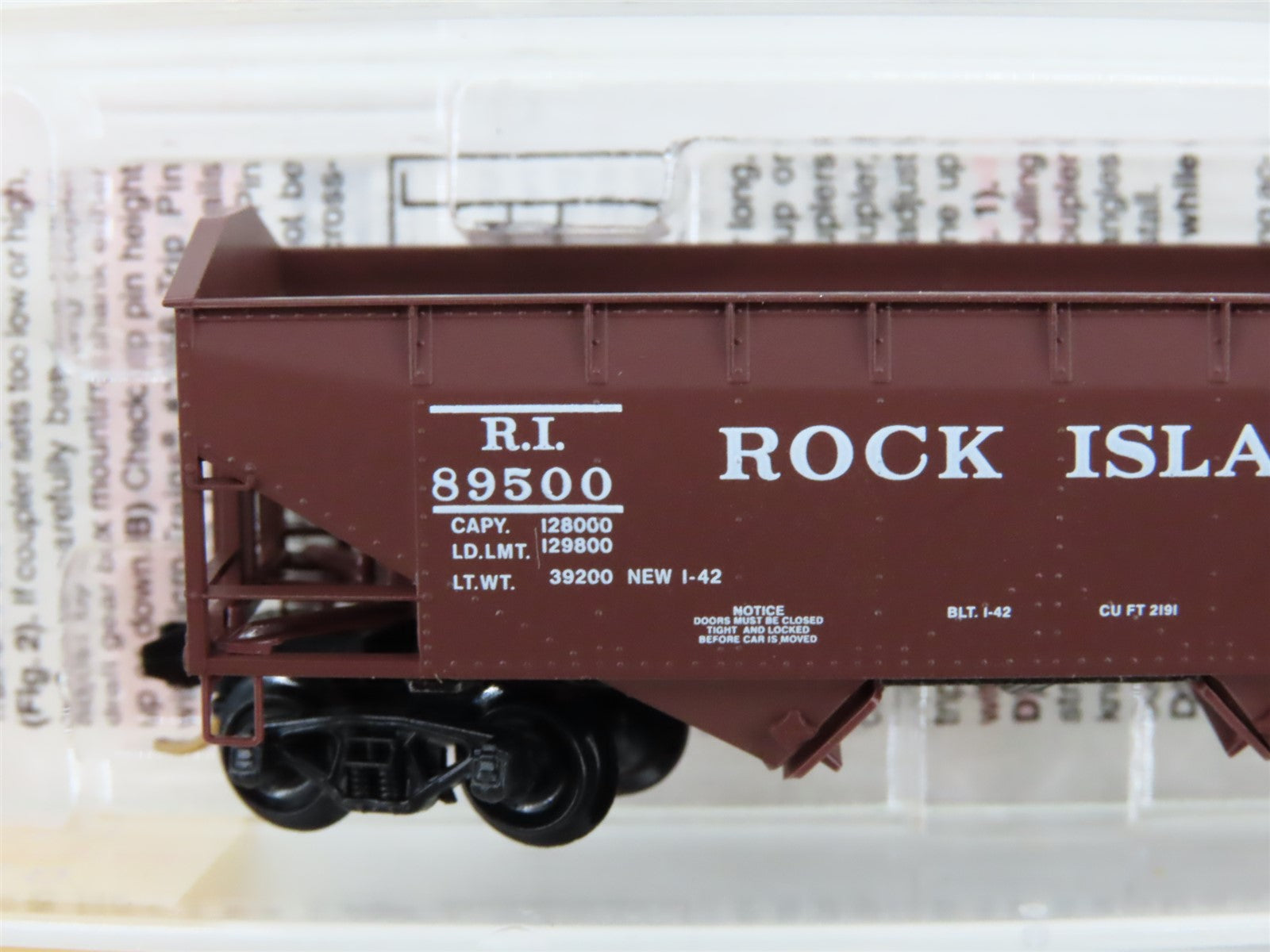 N Scale Micro-Trains 90010 RI Rock Island 33' 2-Bay Hopper 89500 RTR