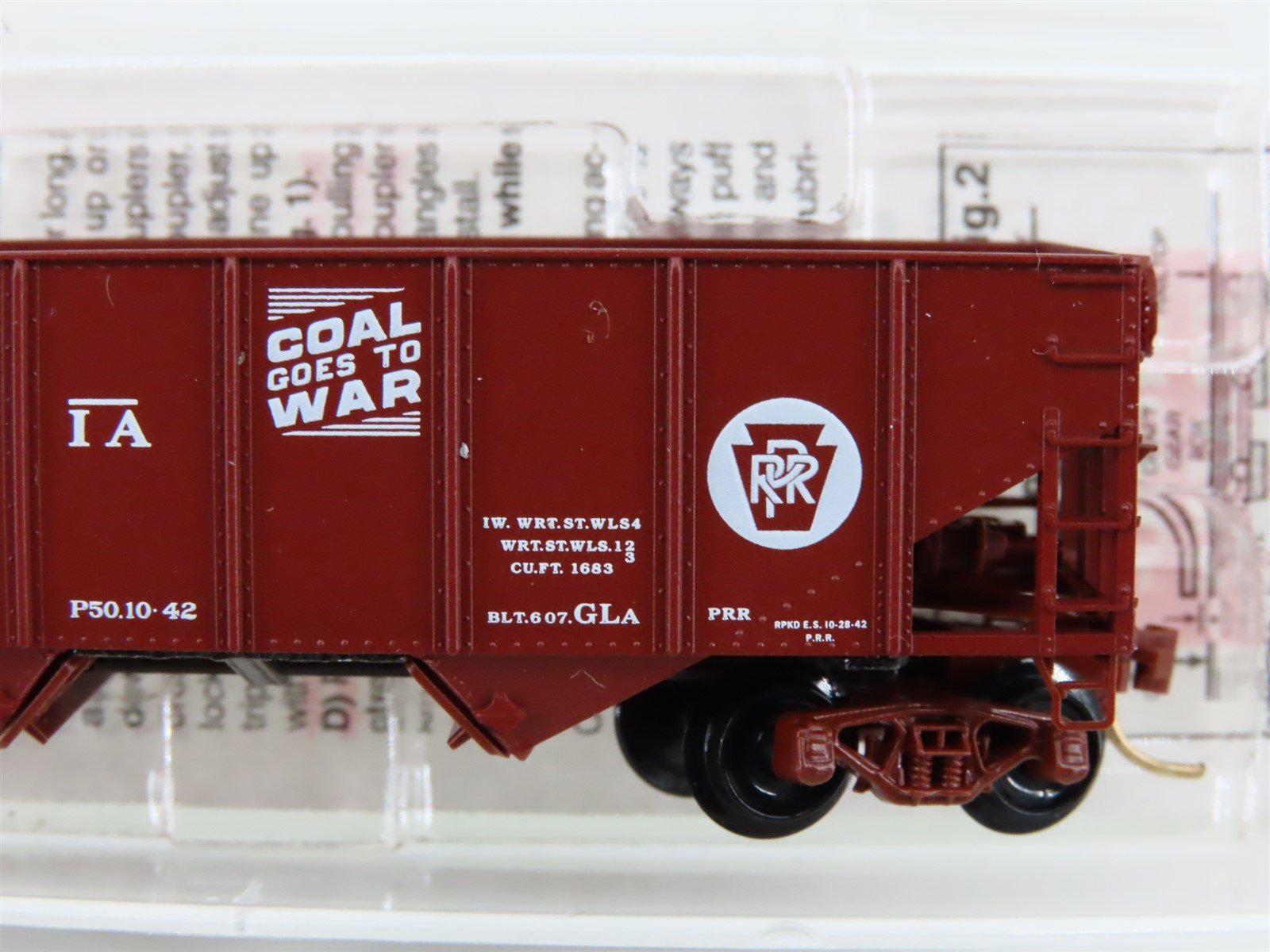N Scale Micro-Trains 56270 PRR Pennsylvania 33' 2-Bay Hopper 140162 RTR