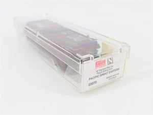 N Scale Micro-Trains 22070 PGE Pacific Great Eastern 40' Box Car 4942 RTR