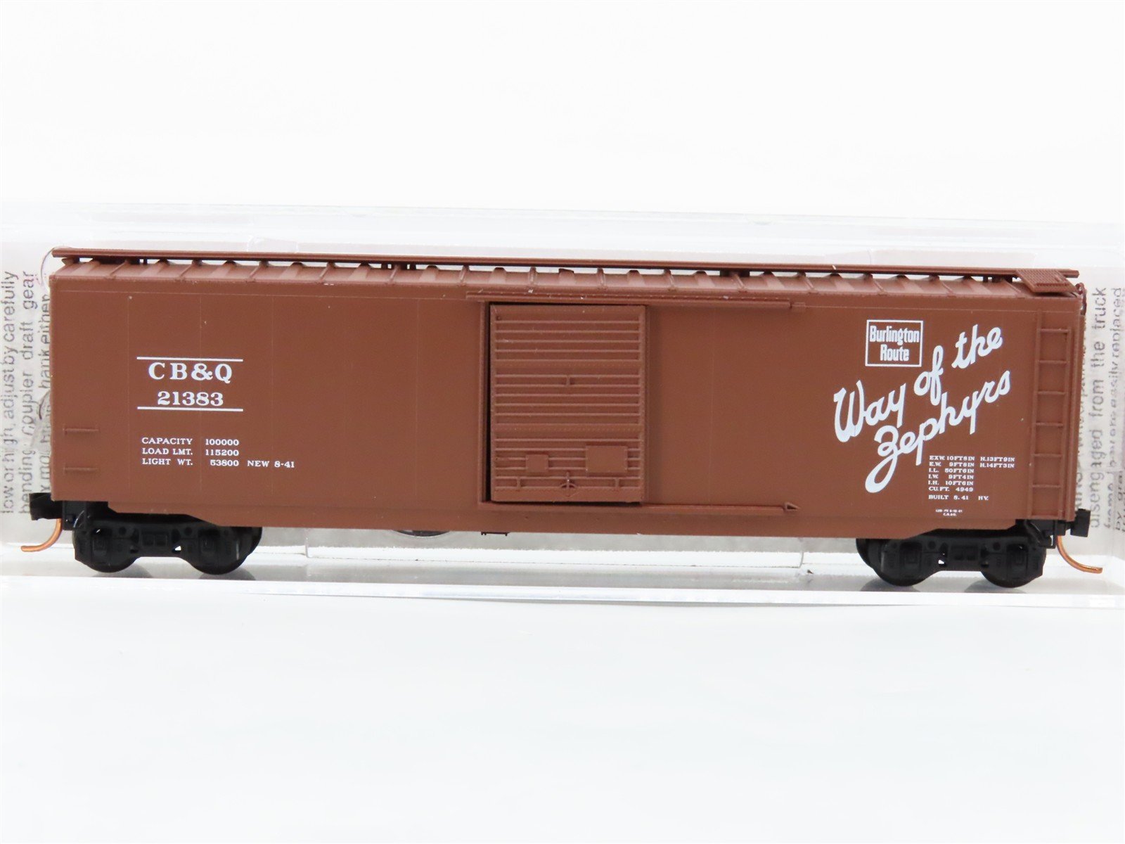 N Scale Micro-Trains 31320 CB&Q Chicago, Burlington & Quincy 50' Box Car RTR
