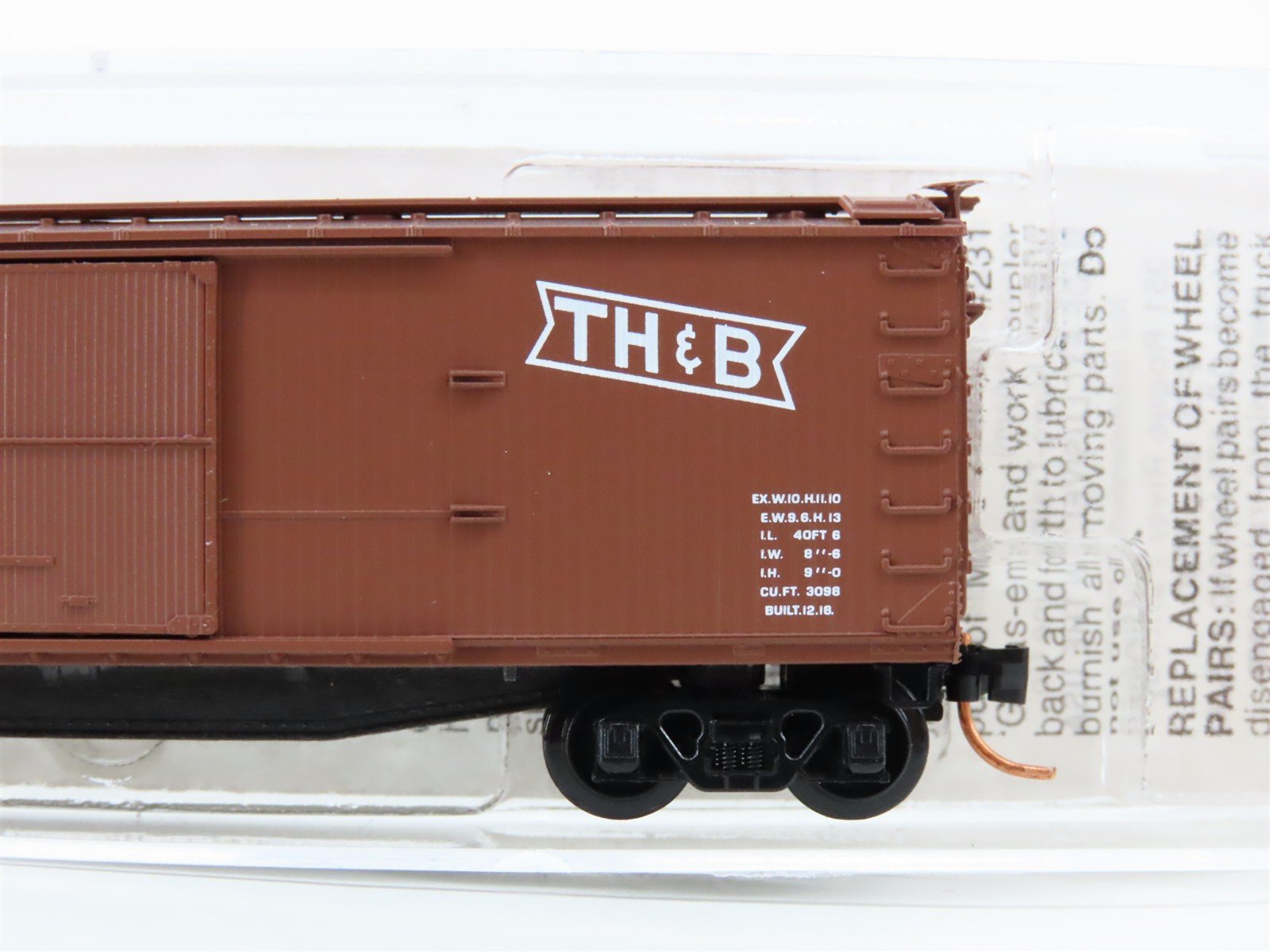N Scale Micro-Trains 39220 TH&B Toronto, Hamilton & Buffalo 40' Box Car 4761 RTR