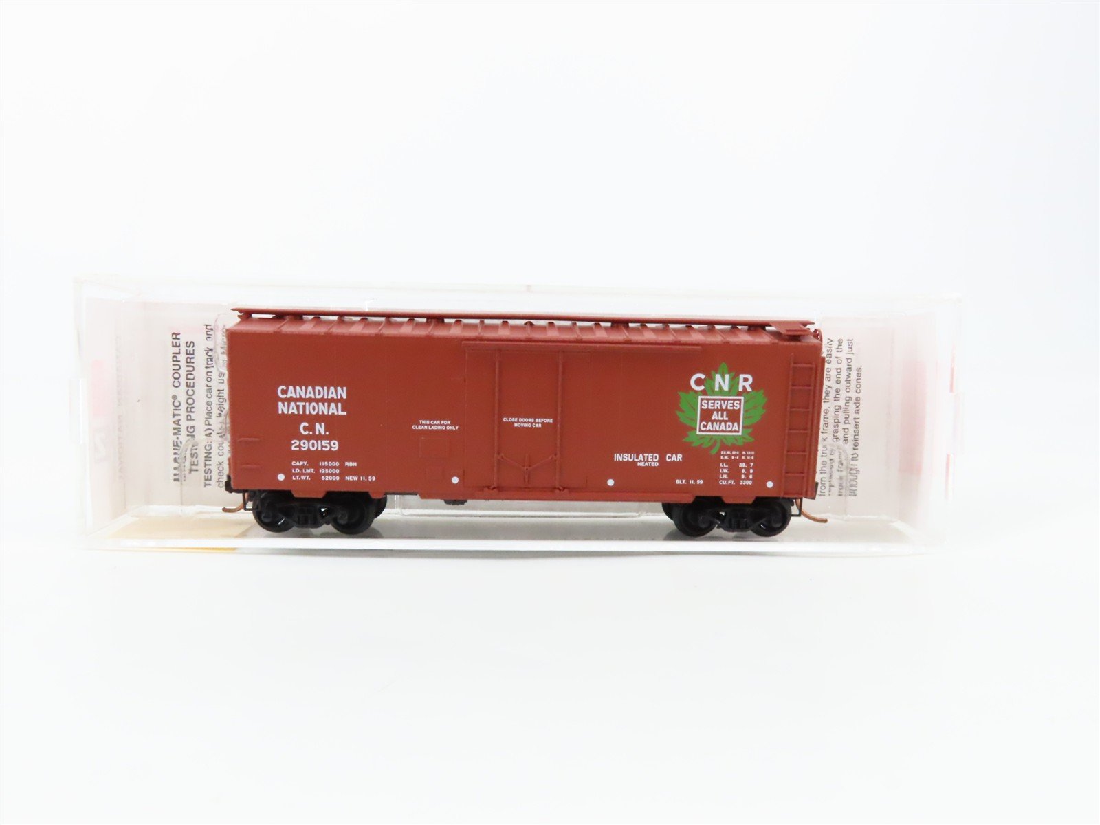 N Scale Micro-Trains 21120 CN Canadian National 40' Plug Door Box Car 290159 RTR
