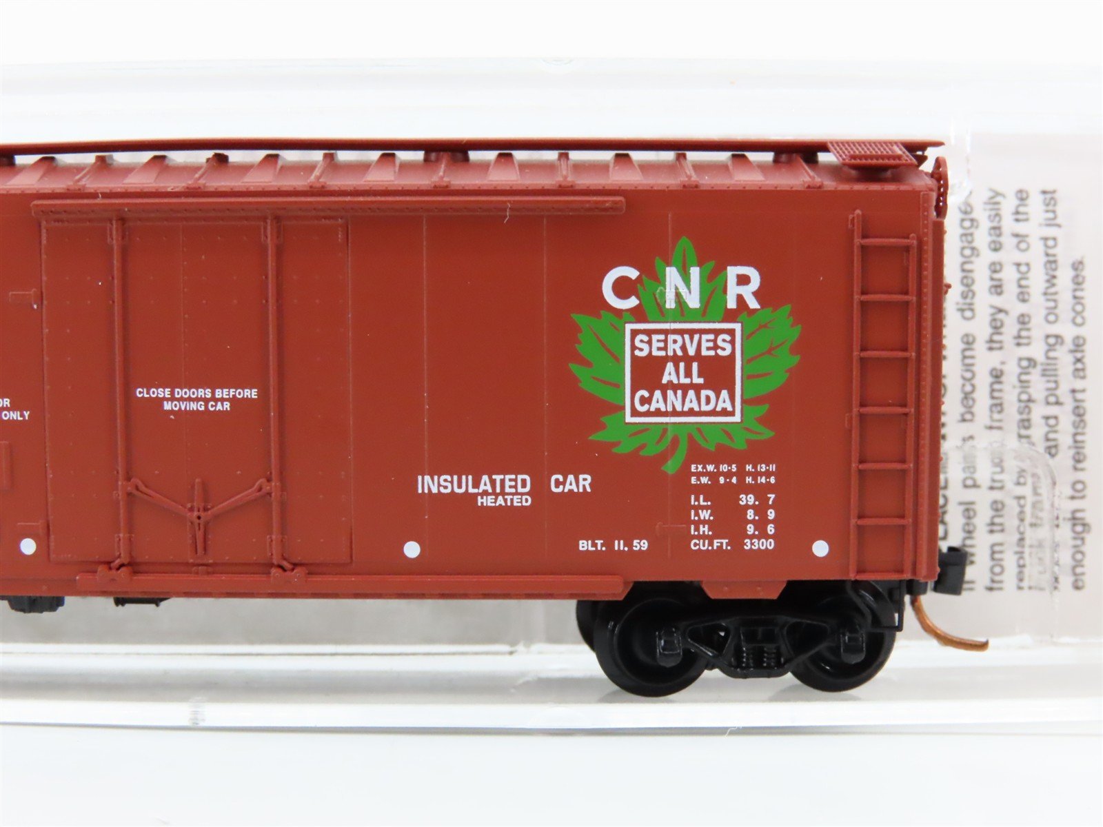 N Scale Micro-Trains 21120 CN Canadian National 40' Box Car 290159 RTR