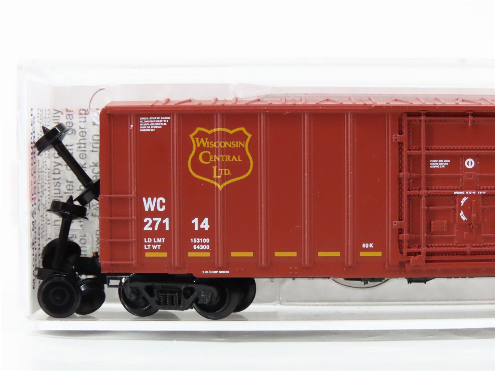 N Scale Micro-Trains 27200 WC Wisconsin Central 50' Box Car 27114 RTR
