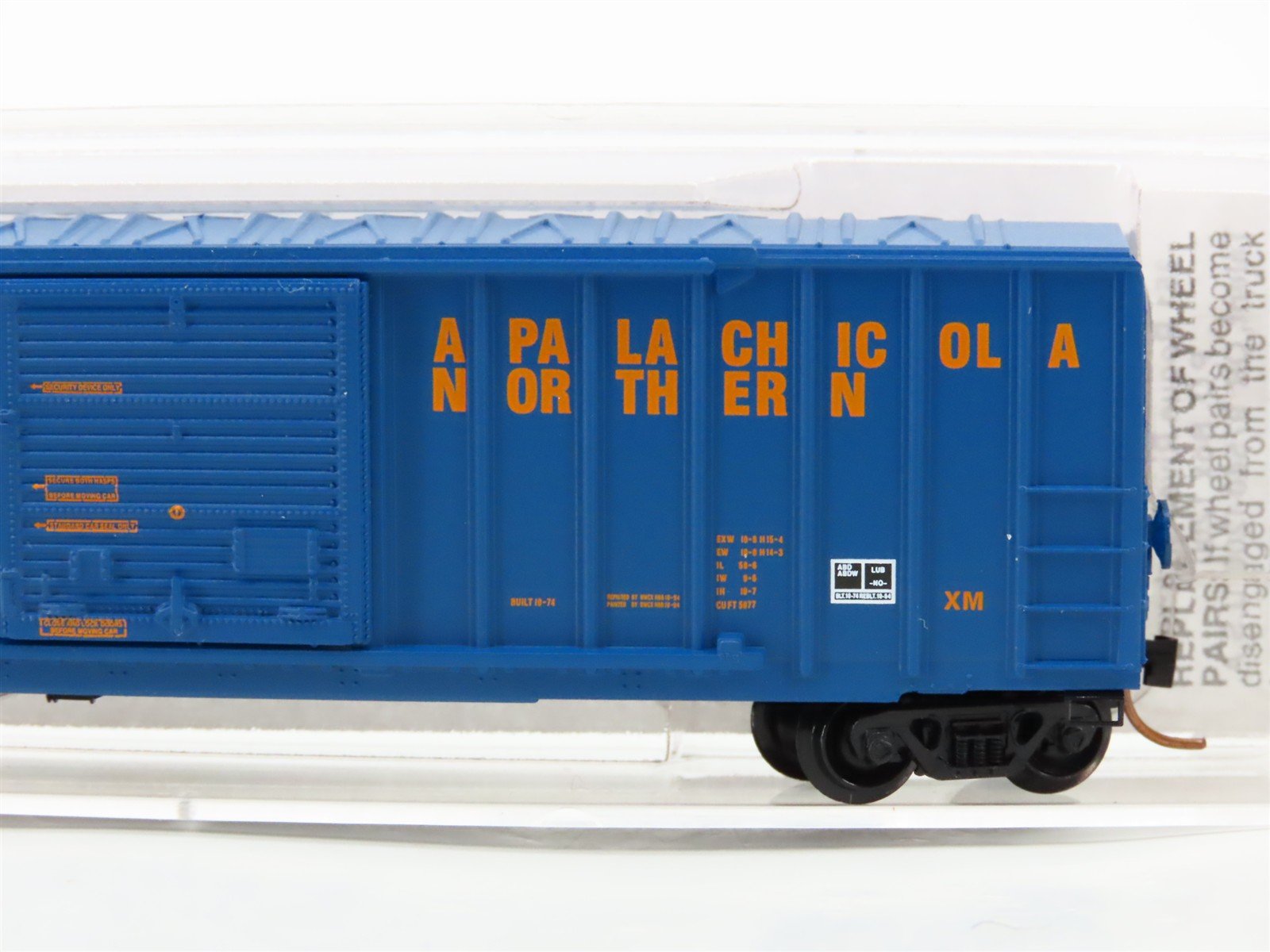 N Scale Micro-Trains 25600 AN Apalachicola Northern 50' Box Car 7033 RTR