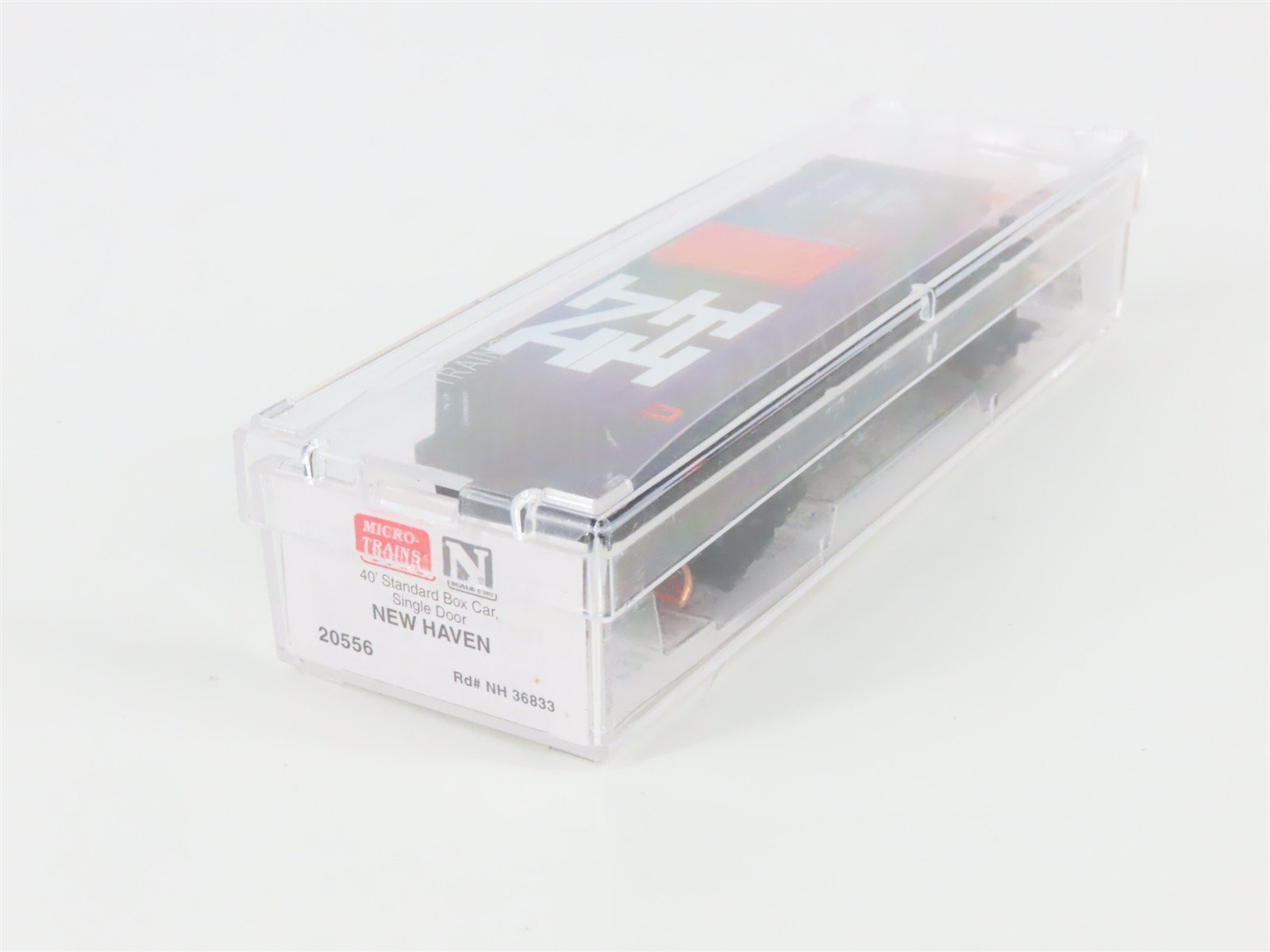 N Scale Micro-Trains 20556 NH New Haven 40' Box Car 36833 RTR