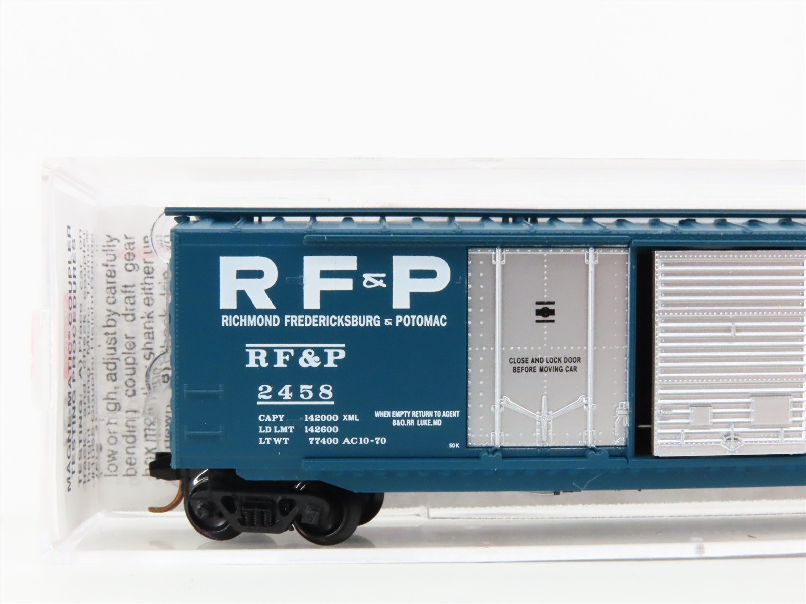 N Scale Micro-Trains 33020 Richmond, Fredericksburg & Potomac 50' Box Car RTR