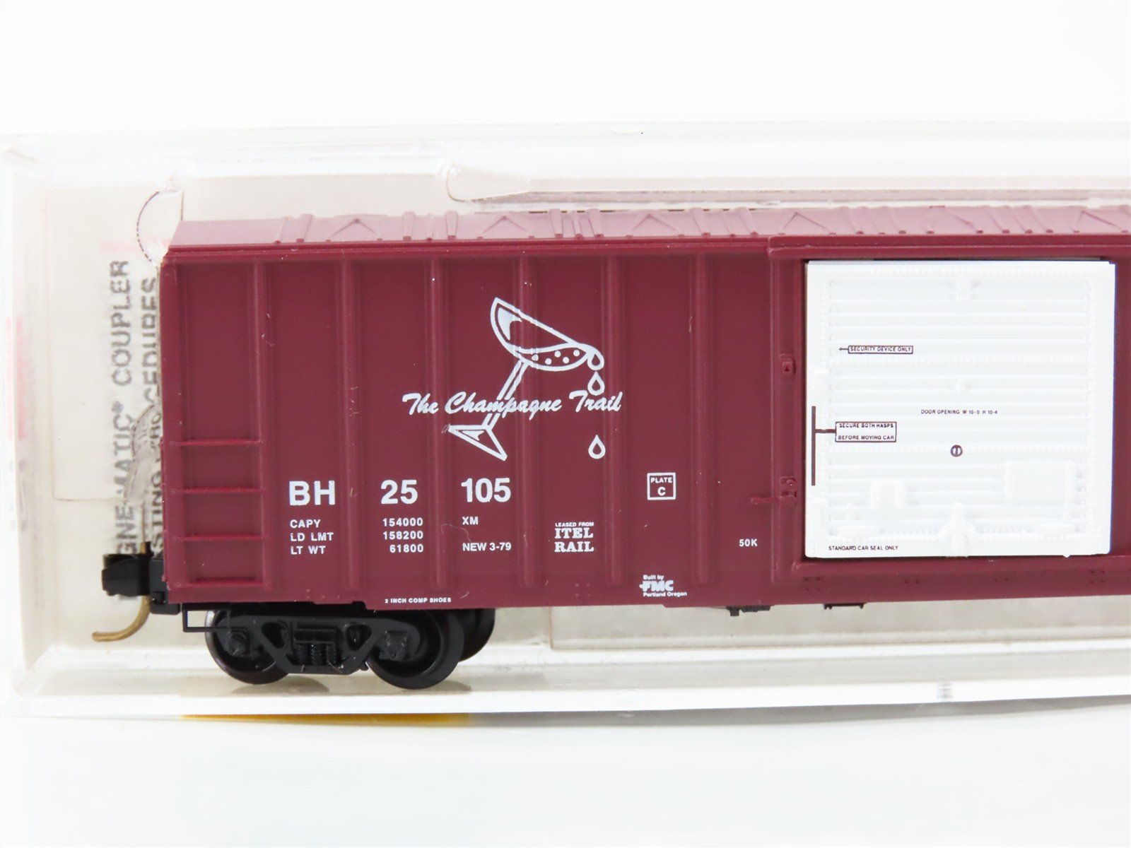 N Scale Micro-Trains 25380 BH Bath & Hammondsport 50' Box Car 25105 RTR