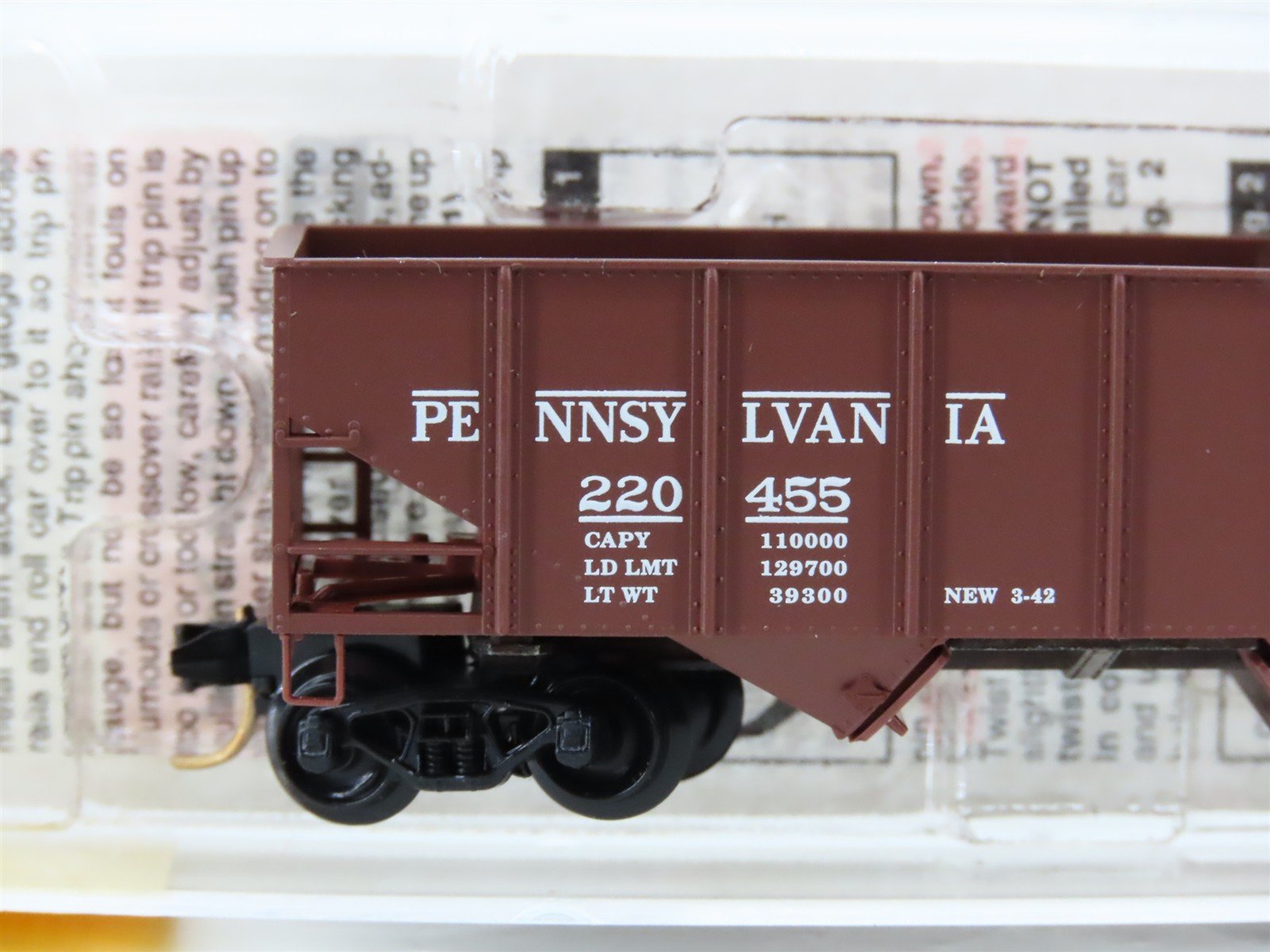 N Scale Micro-Trains 56060 PRR Pennsylvania 33' 2-Bay Hopper 220455 RTR