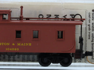 N Scale Micro-Trains 50140 B&M Boston & Maine 34' Wood Sheathed Caboose RTR