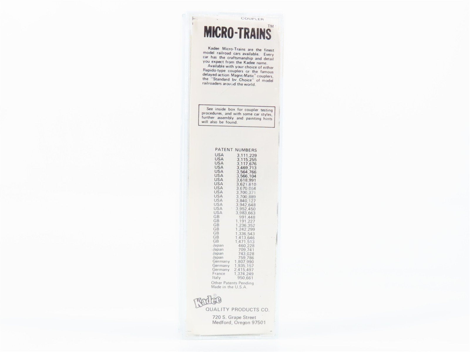 N Scale Micro-Trains 50140 B&M Boston & Maine 34' Wood Sheathed Caboose RTR