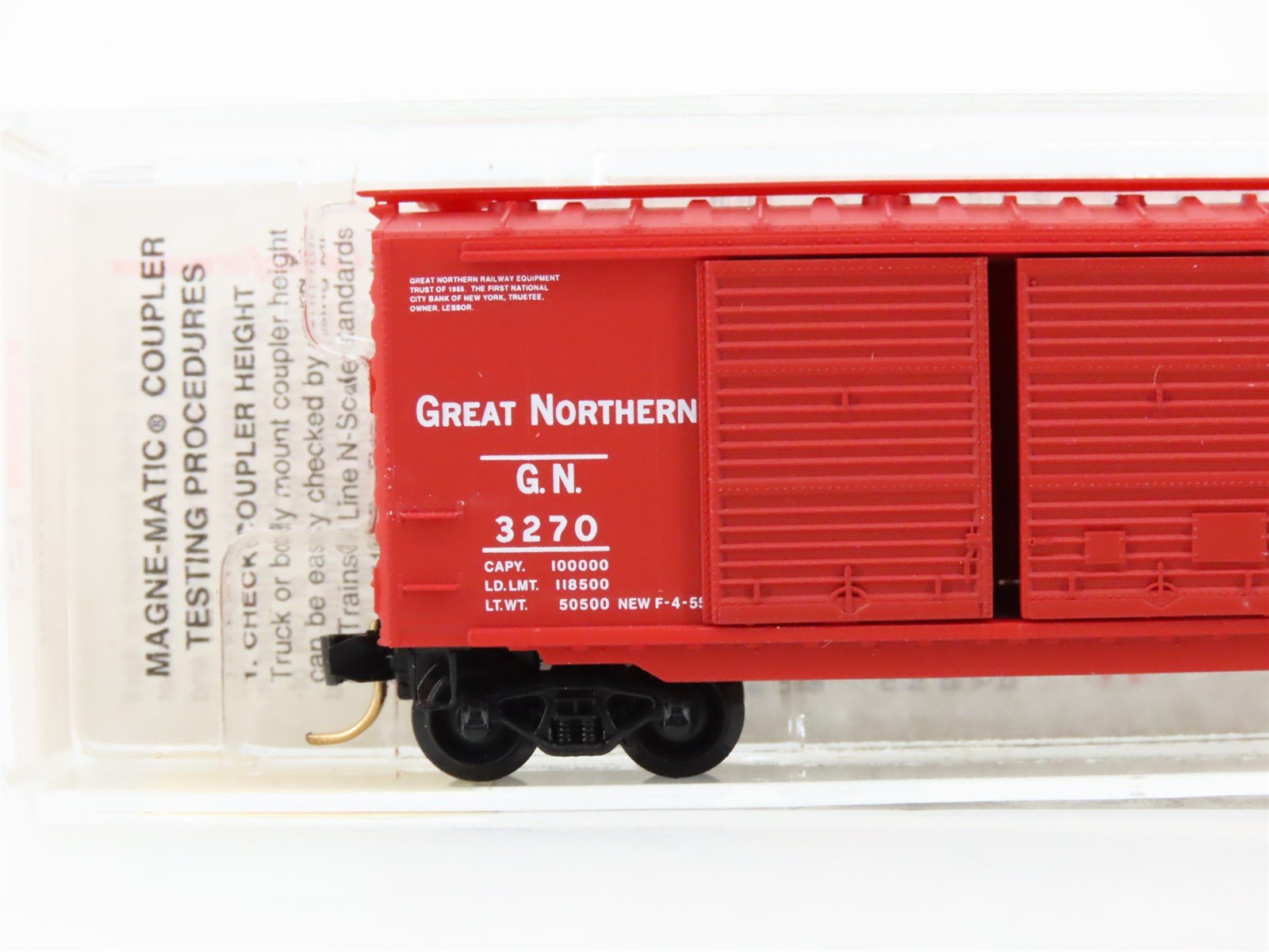 N Scale Micro-Trains 23060 GN Great Northern 40' Box Car 3270 RTR