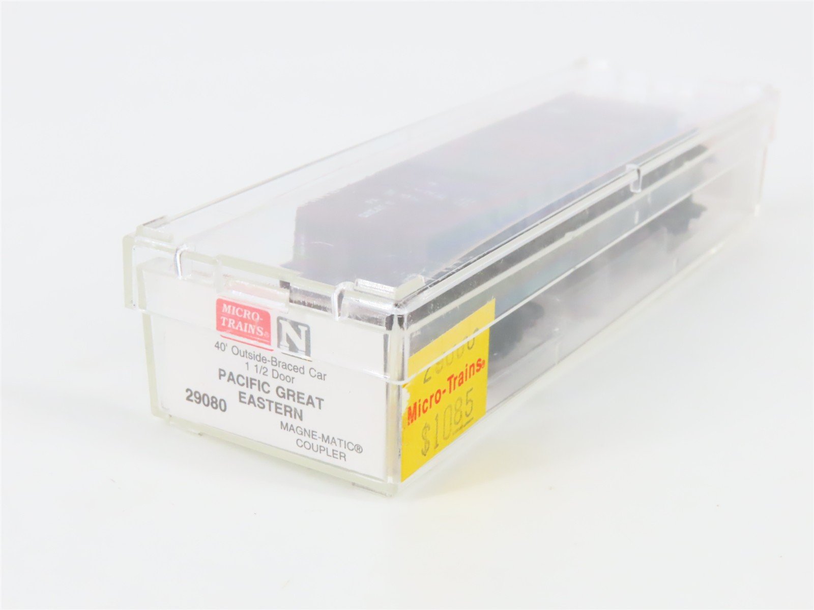 N Scale Micro-Trains 29080 PGE Pacific Great Eastern 40' Box Car 4101 RTR