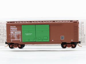 N Scale Micro-Trains 23260 DWC Duluth, Winnipeg & Pacific 40' Box Car 582225 RTR