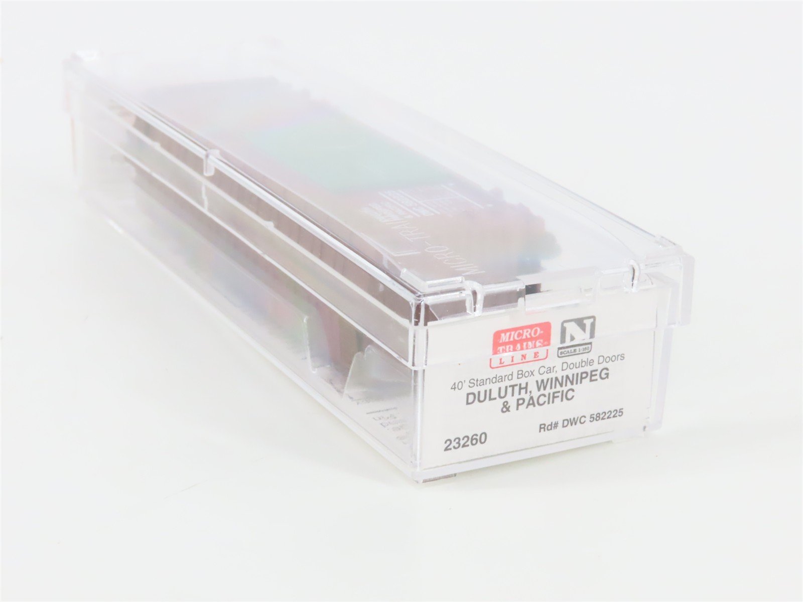 N Scale Micro-Trains 23260 DWC Duluth, Winnipeg & Pacific 40' Box Car 582225 RTR