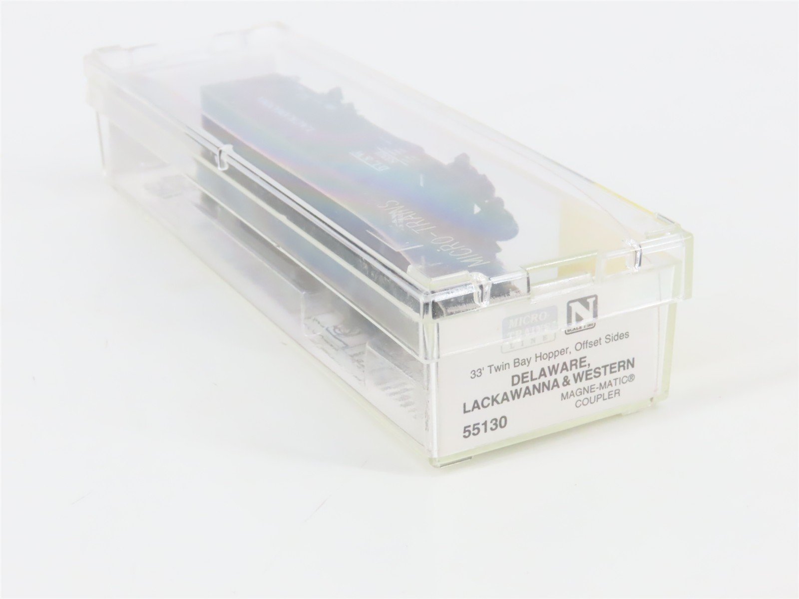 N Scale Micro-Trains 55130 Delaware, Lackawanna & Western 33' 2-Bay Hopper RTR