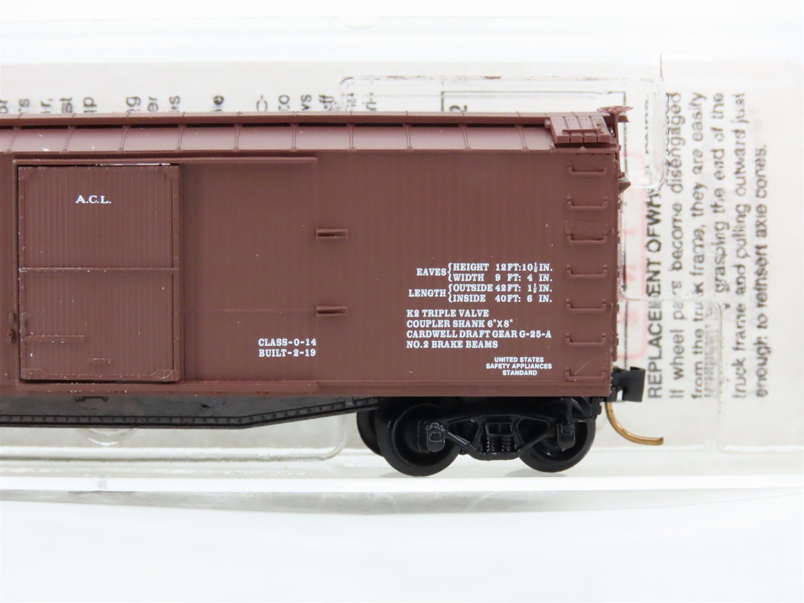 N Scale Micro-Trains 39080 ACL Atlantic Coast Line 40' Box Car 46683 RTR