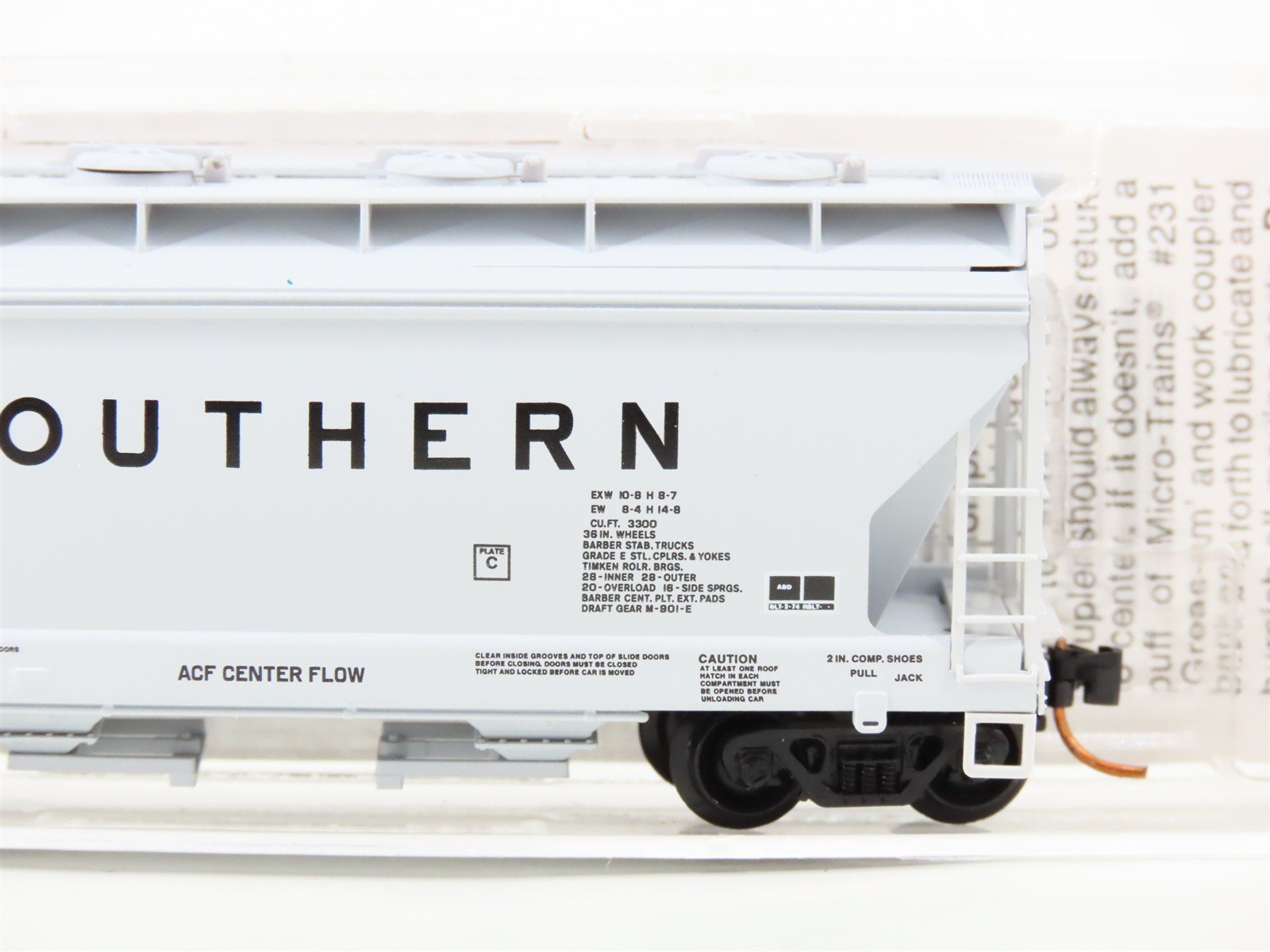 N Scale Micro-Trains 92120 SOU Southern 2-Bay Covered Hopper 91801 RTR