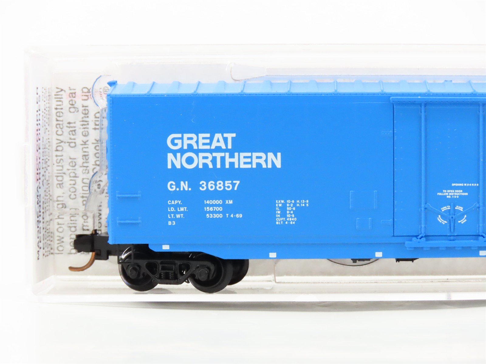 N Scale Micro-Trains 38270 GN Great Northern 50' Box Car 36857 RTR