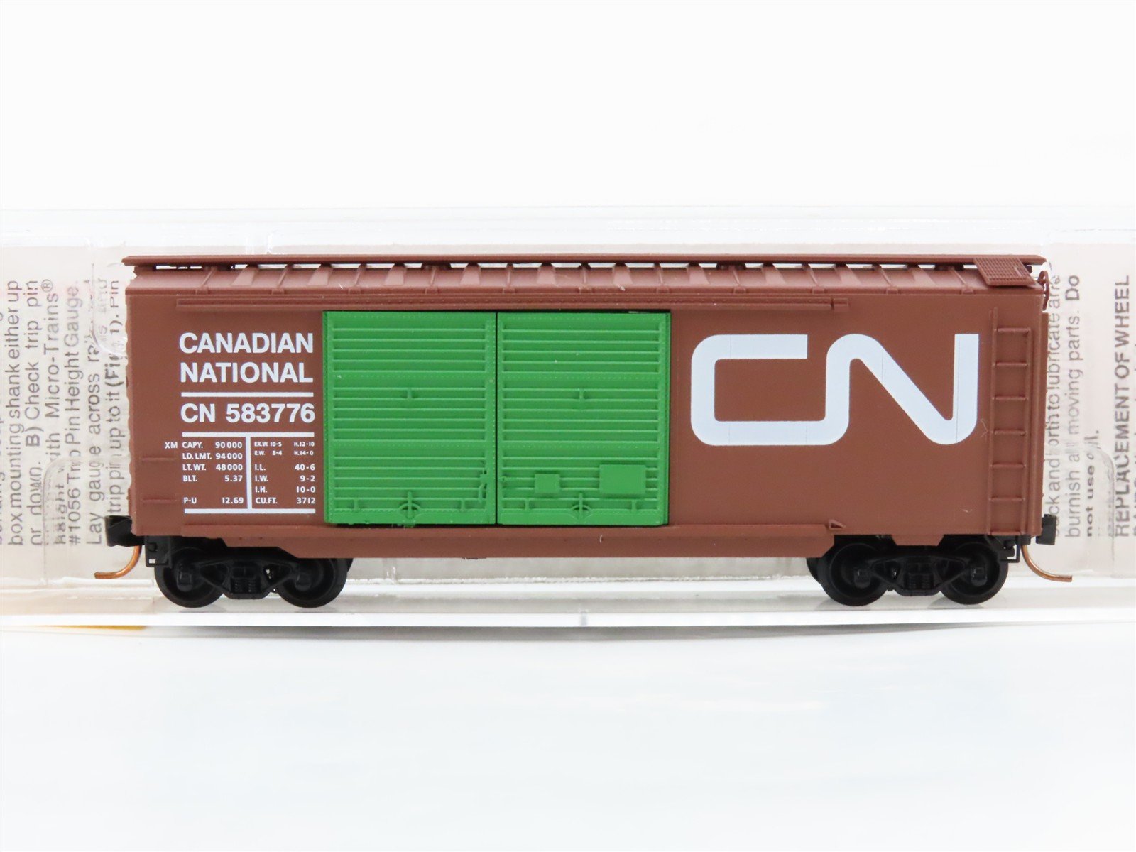 N Scale Micro-Trains 23070 CN Canadian National 40' Box Car 583776 RTR