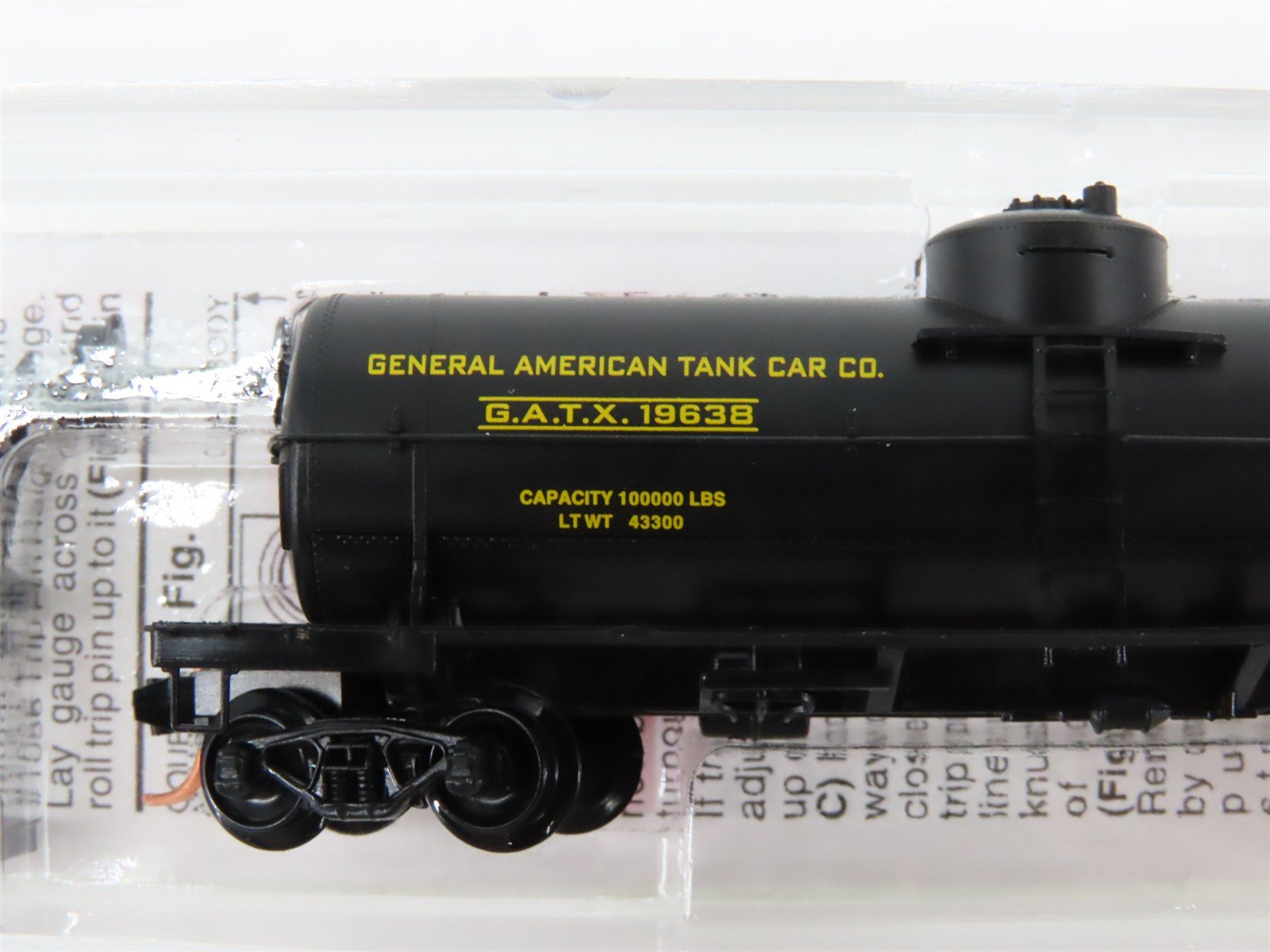 N Scale Micro-Trains 65040 General American Tank Car Company 39' Tank Car RTR