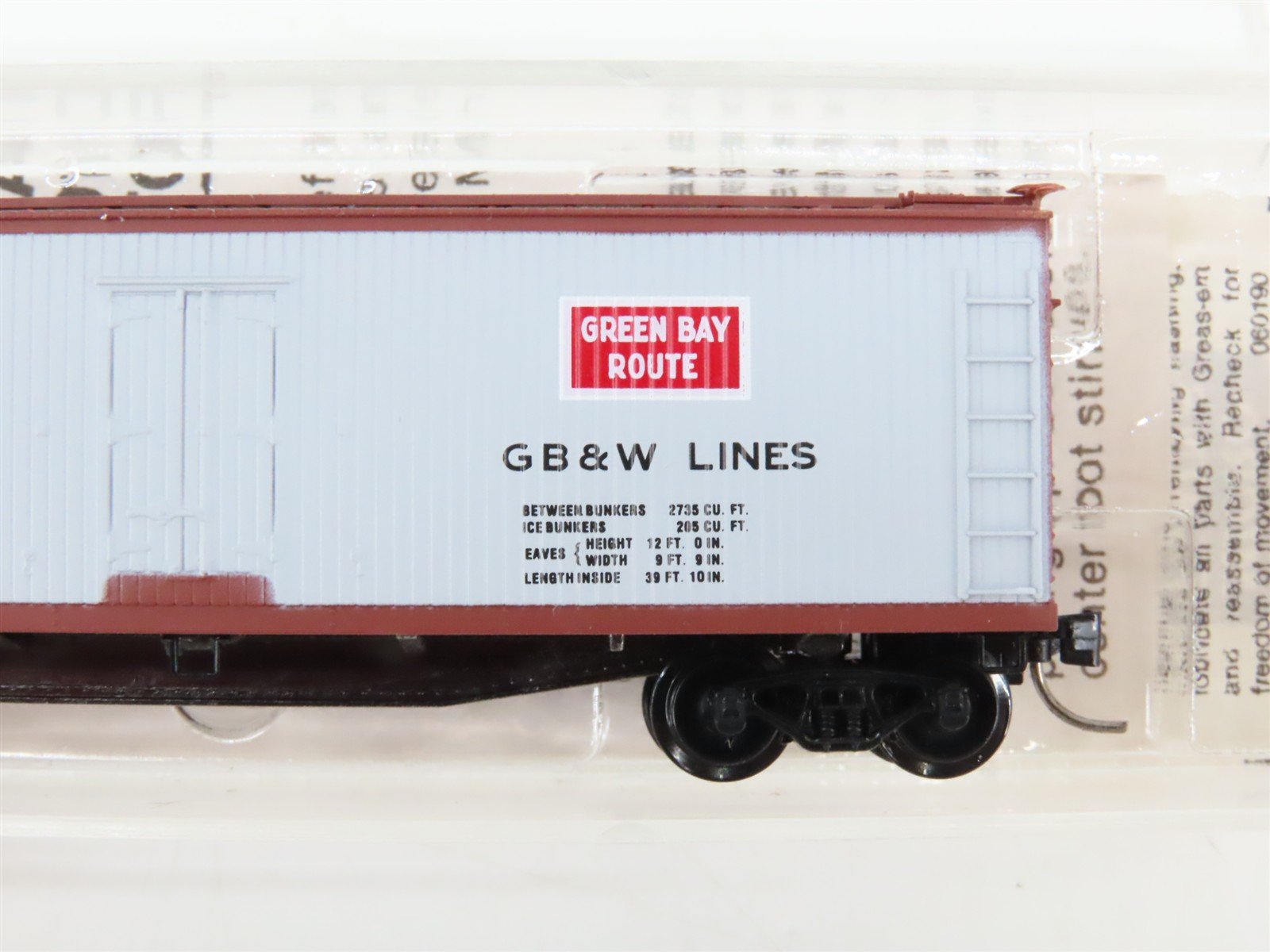 N Scale Micro-Trains 49320 WRX Western Refrigerator Line 40' Reefer 9453 RTR