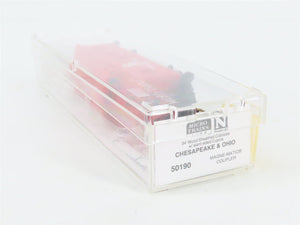 N Scale Micro-Trains 50190 C&O Chesapeake & Ohio 34' Wood-Sheathed Caboose RTR