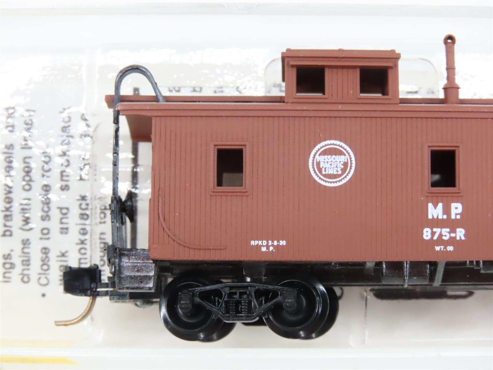 N Scale Micro-Trains 50160 MP Missouri Pacific 34' Wood-Sheathed Caboose RTR