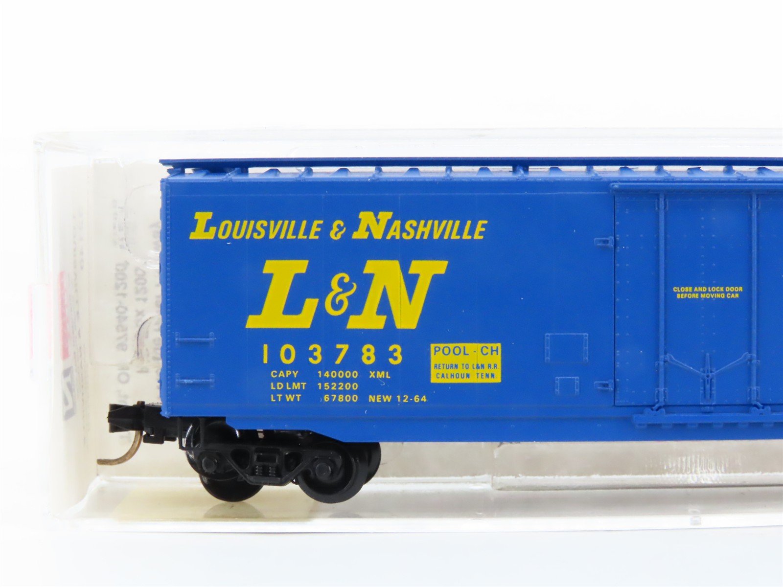 N Scale Micro-Trains 32140 LN Louisville & Nashville 50' Box Car 103783 RTR