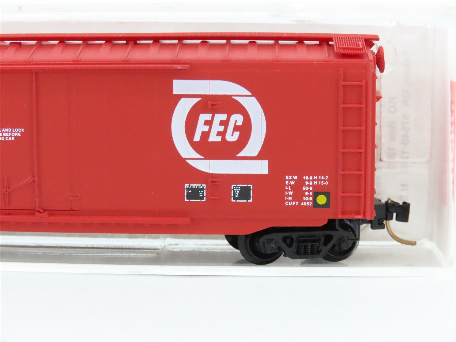 N Scale Micro-Trains 36060 FEC Florida East Coast 50' Box Car 5027 RTR