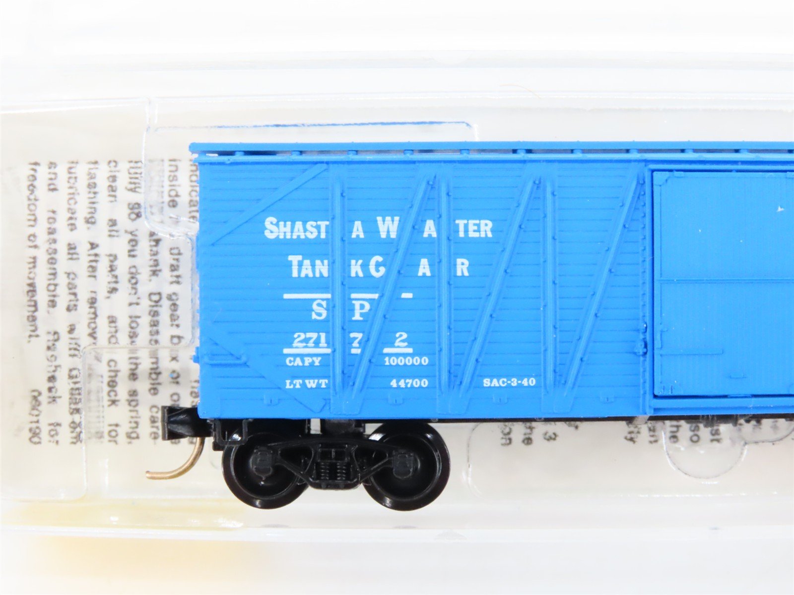 N Scale Micro-Trains 28140 SP Southern Pacific 40' Box Car 27172 RTR
