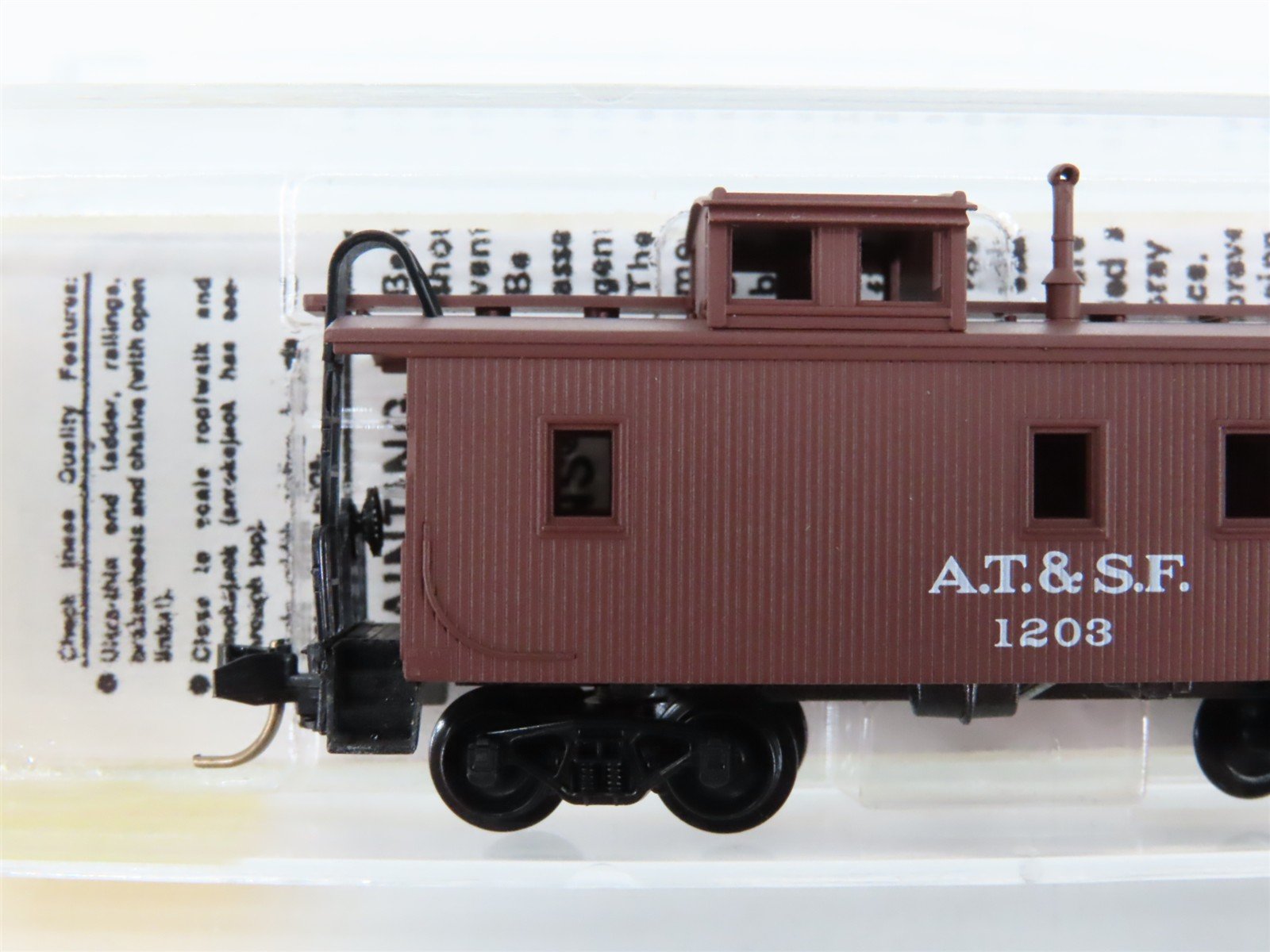 N Scale Micro-Trains 51100 ATSF Santa Fe 34' Wood-Sheathed Caboose 1203 RTR