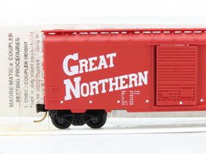 N Scale Micro-Trains 20186 GN Great Northern 40' Box Car 19617 RTR