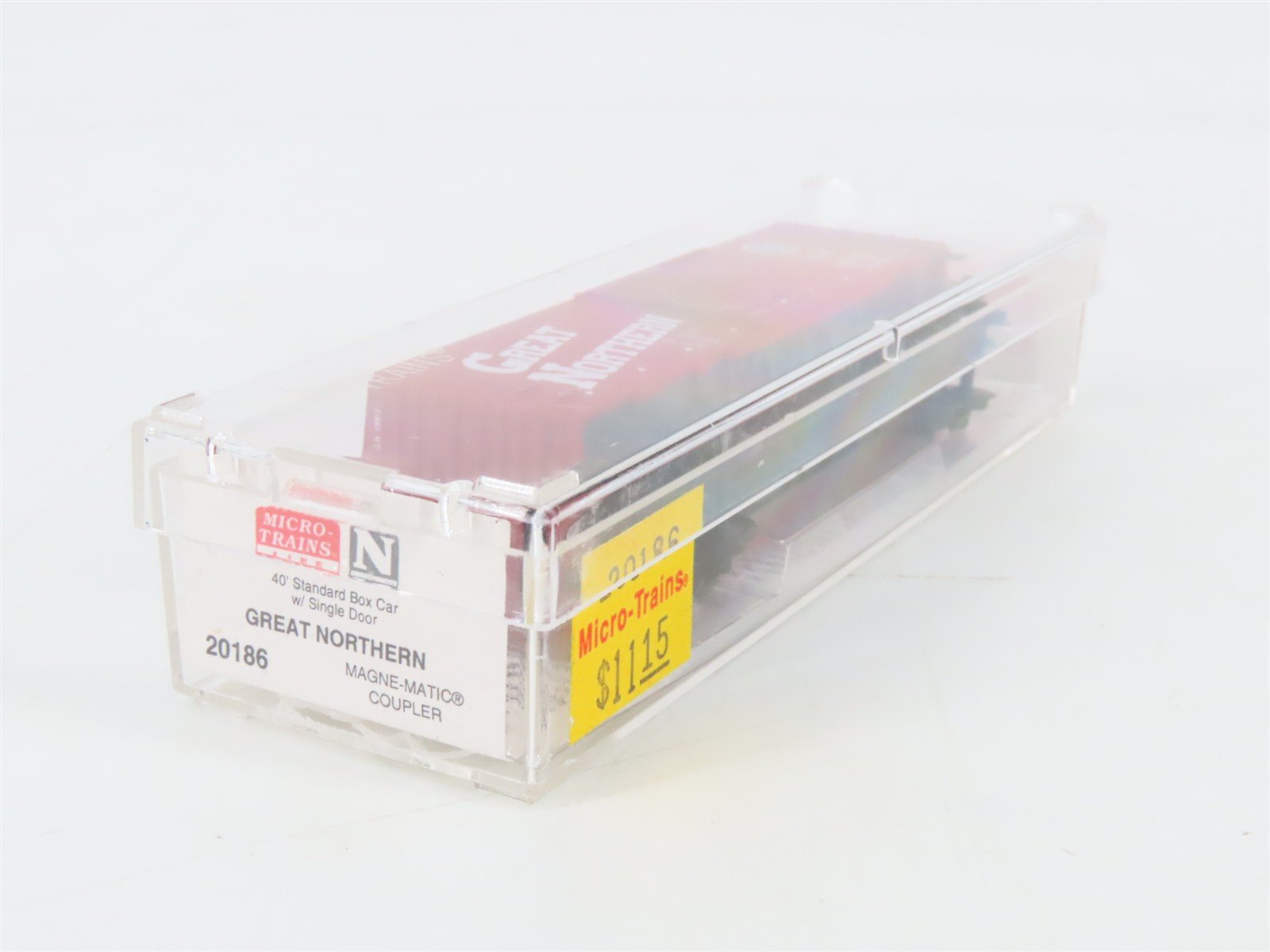 N Scale Micro-Trains 20186 GN Great Northern 40' Box Car 19617 RTR