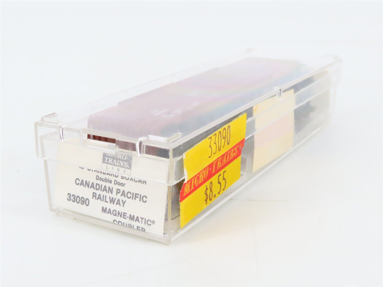 N Scale Micro-Trains 33090 CP Canadian Pacific 40' Box Car 293571 RTR