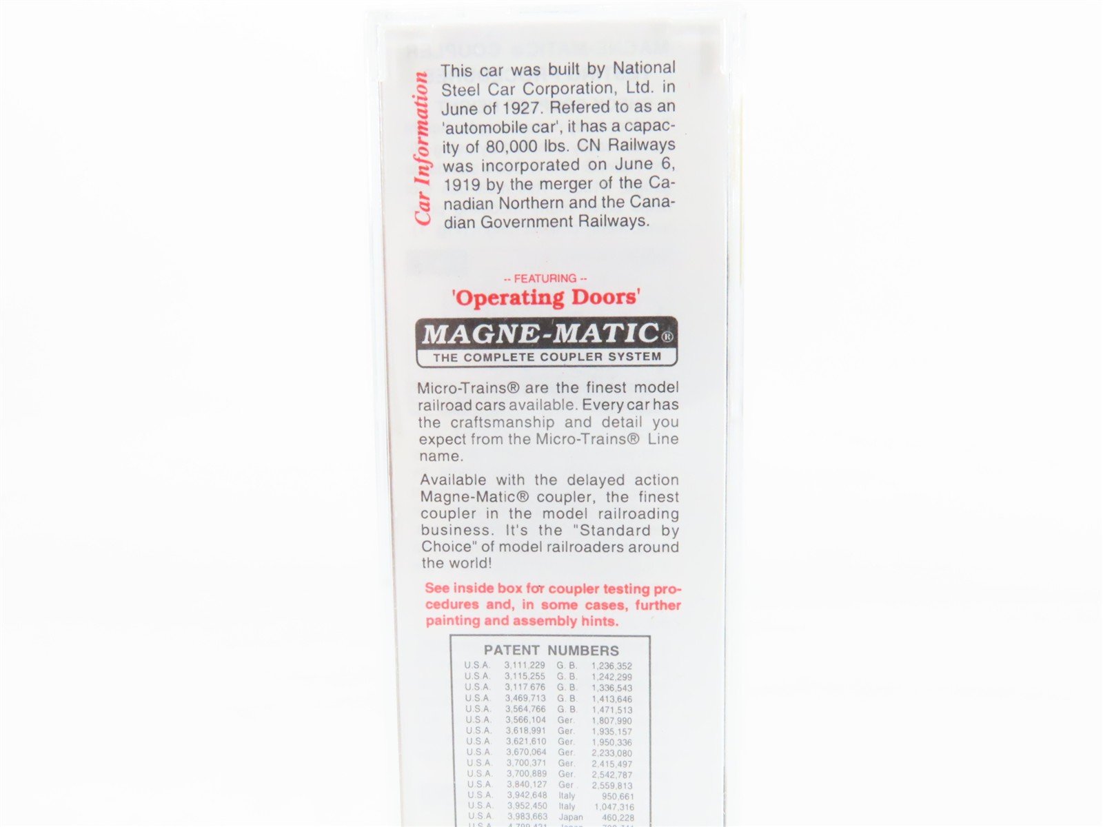 N Scale Micro-Trains 29070 CN Canadian National 40' Outside Braced Box Car RTR