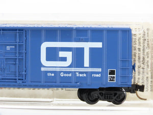 N Scale Micro-Trains 27220 GTW Grand Trunk Western 50' Plug Door Box Car RTR
